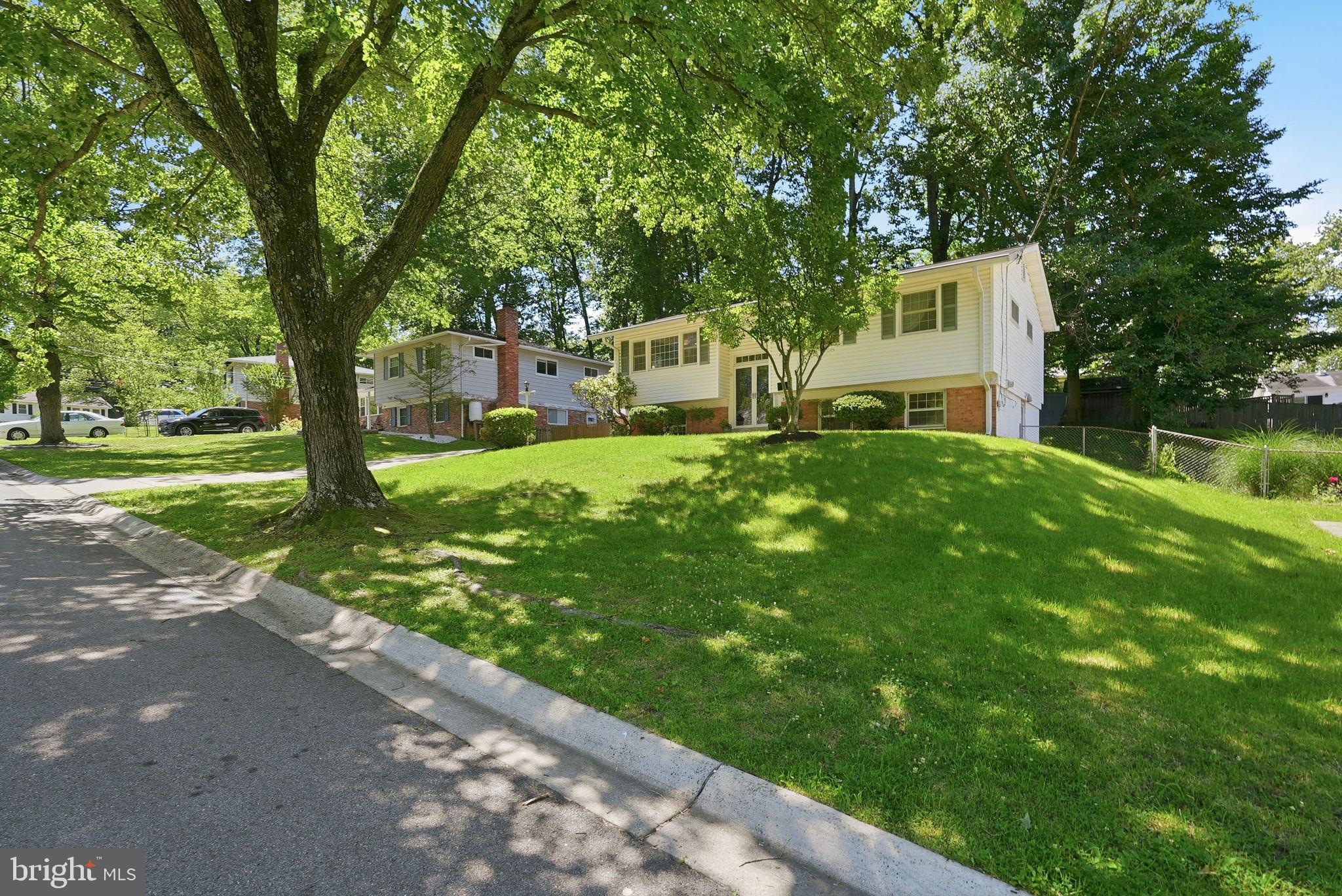 BEL PRE WOODS - Residential