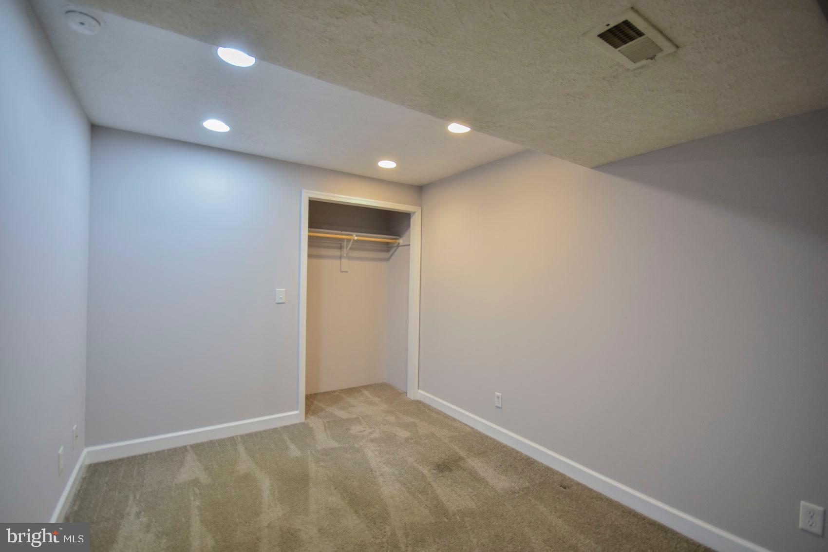 PRENTISS POINT II TOWNHOMES - Residential Lease