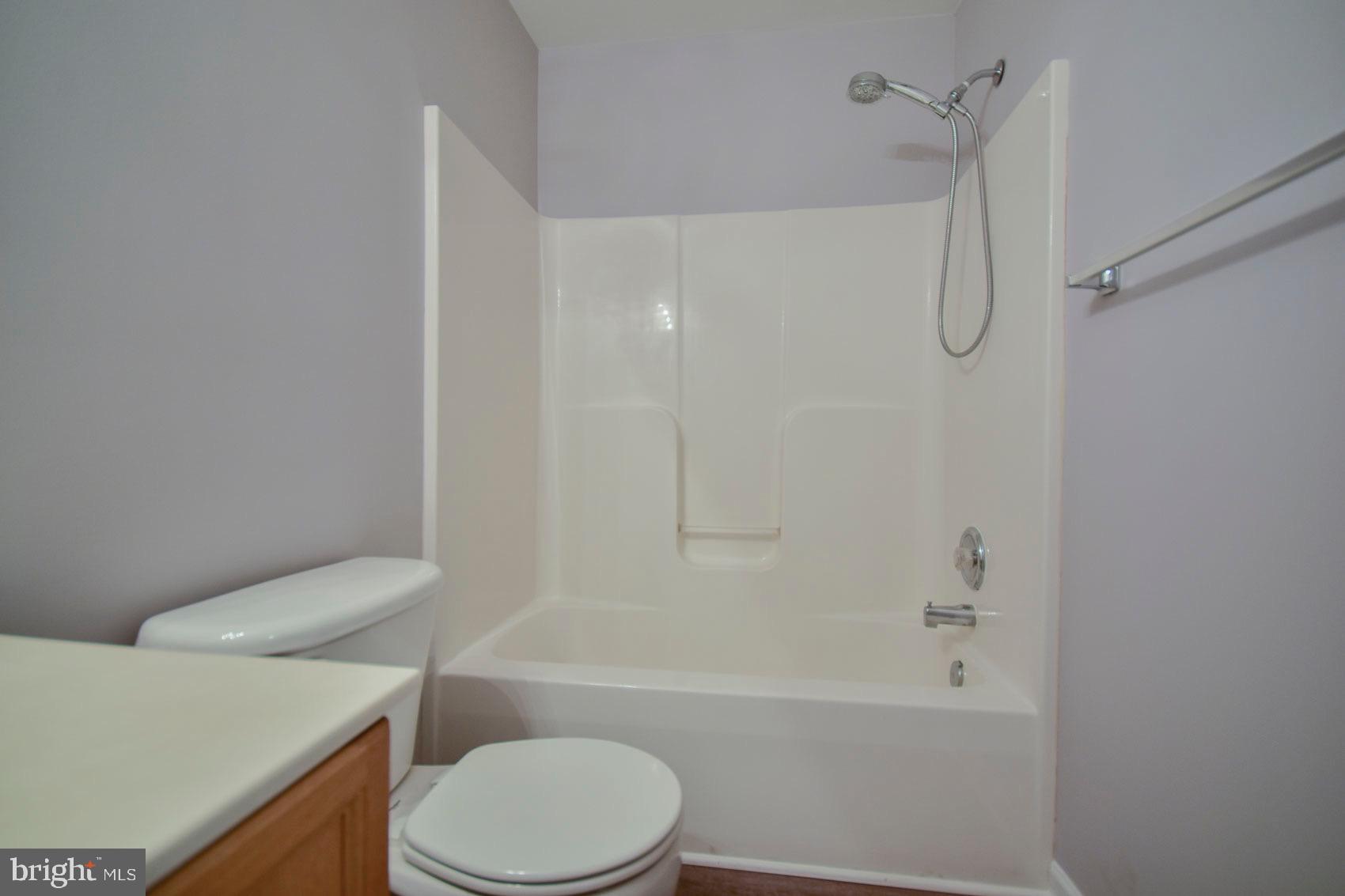PRENTISS POINT II TOWNHOMES - Residential Lease