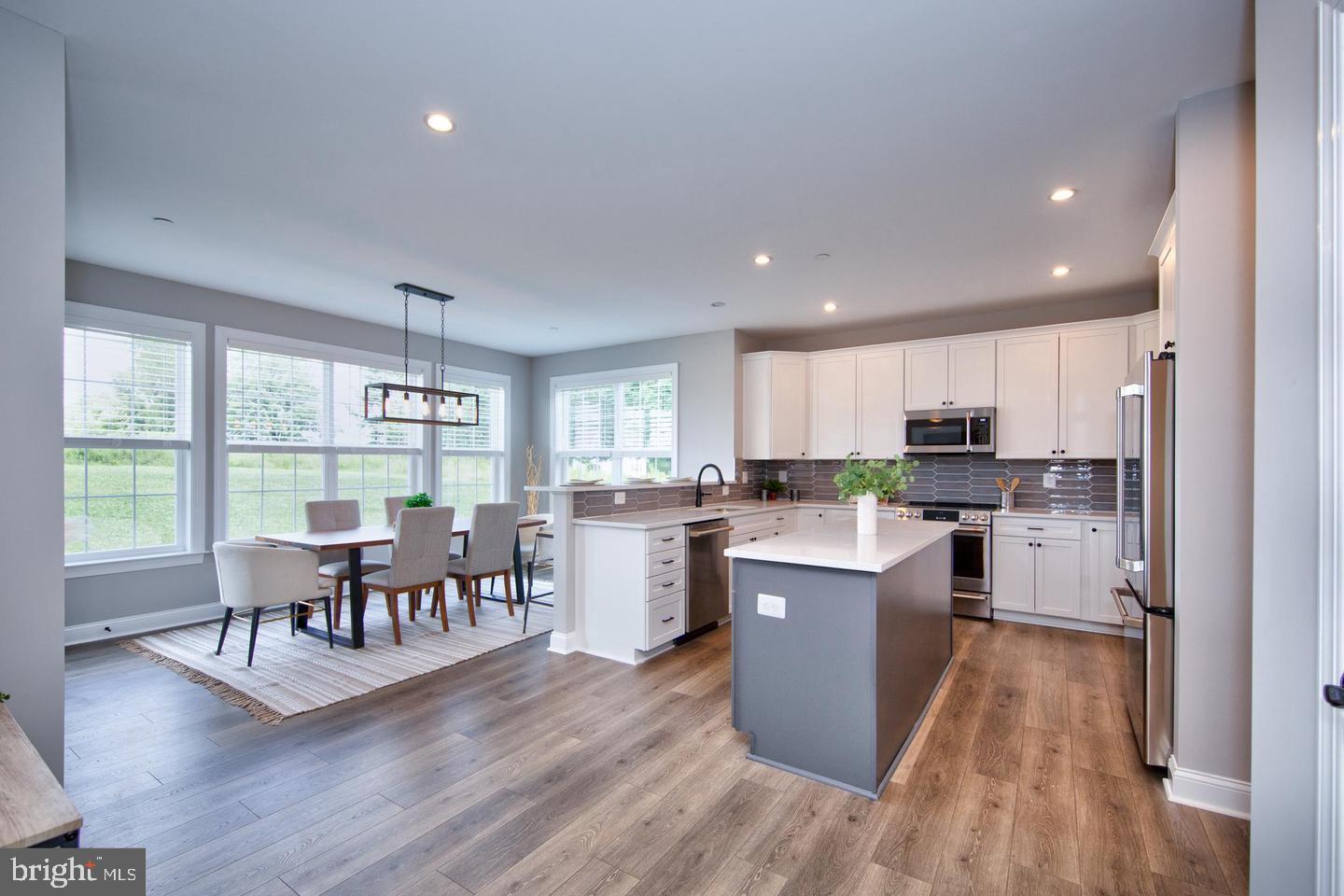 HAHN'S MEADOW - Residential