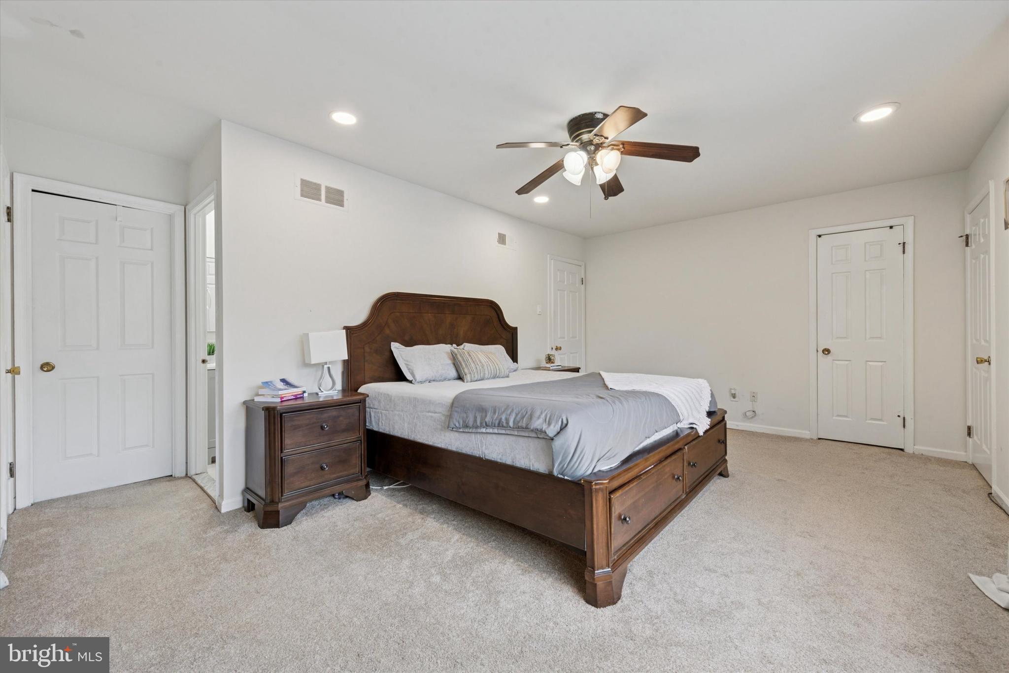 CHESTERBROOK - Residential