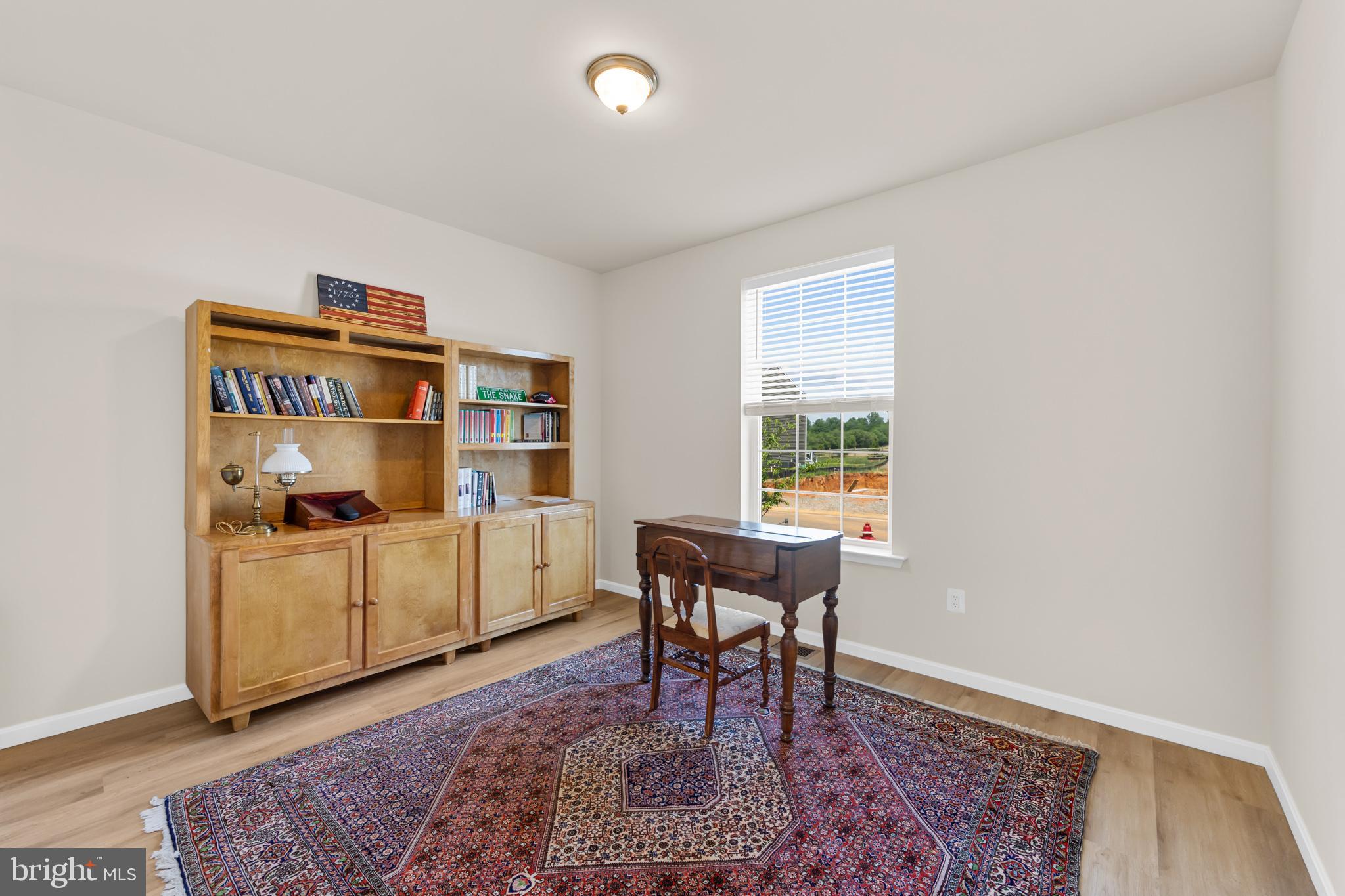 ROUND HILL MEADOWS - Residential