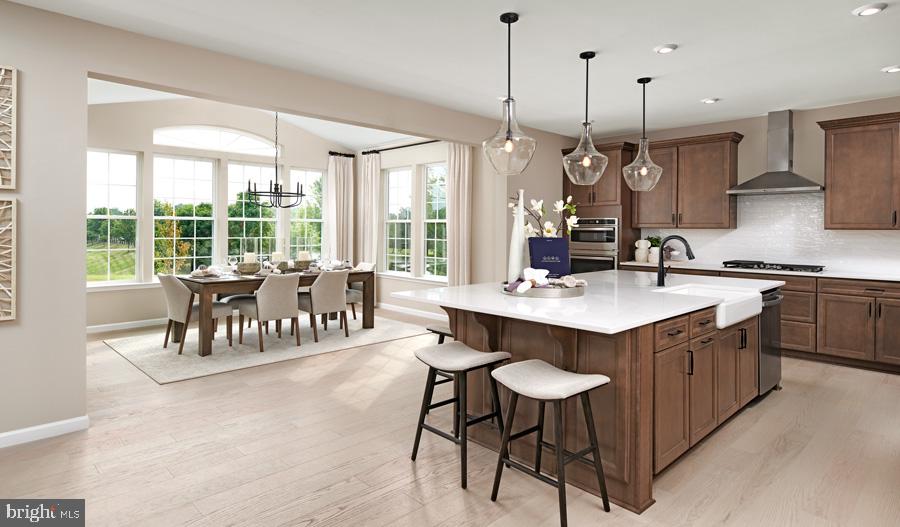 ABRAMS POINTE - Residential