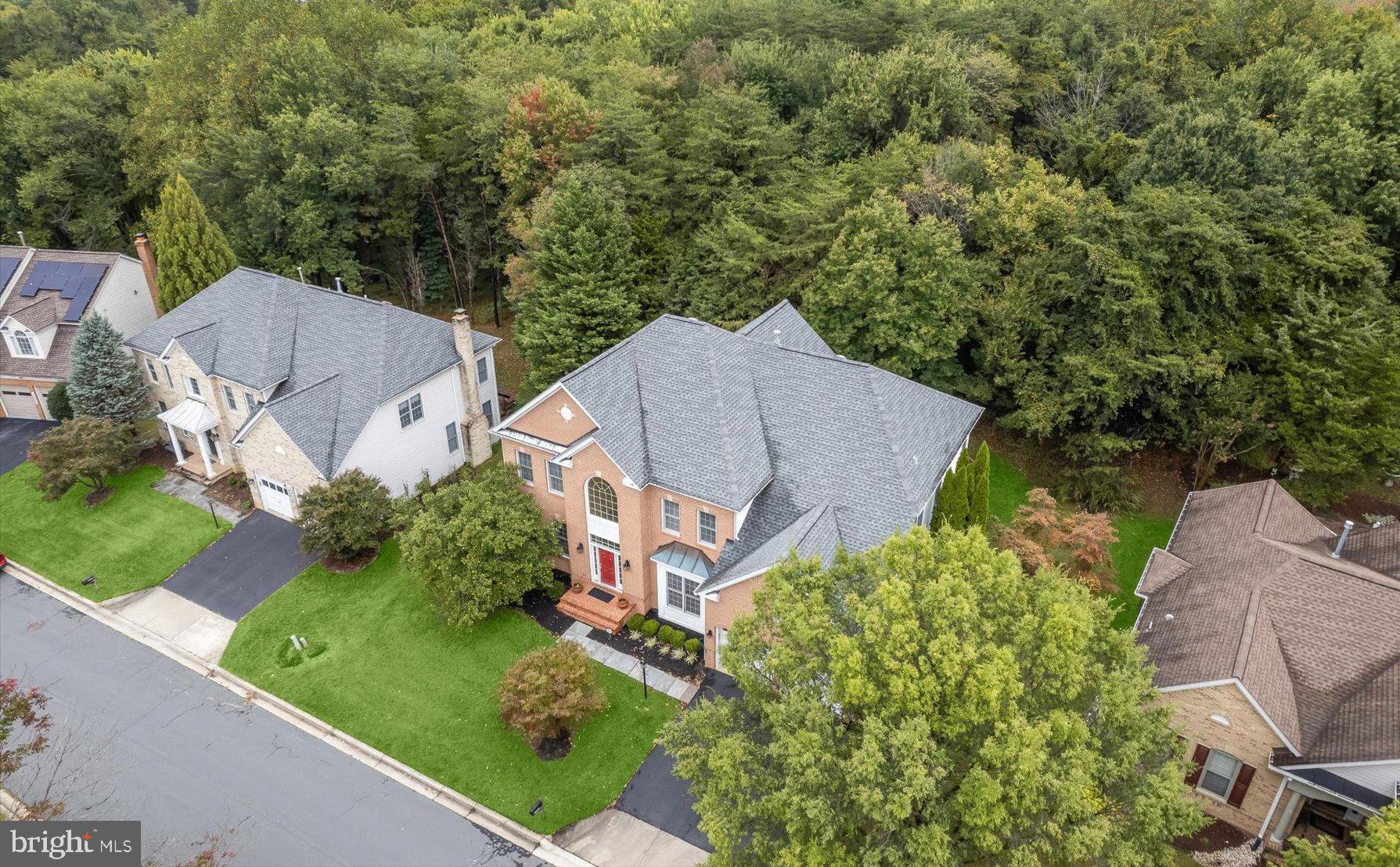 WILLOWS OF POTOMAC - Residential