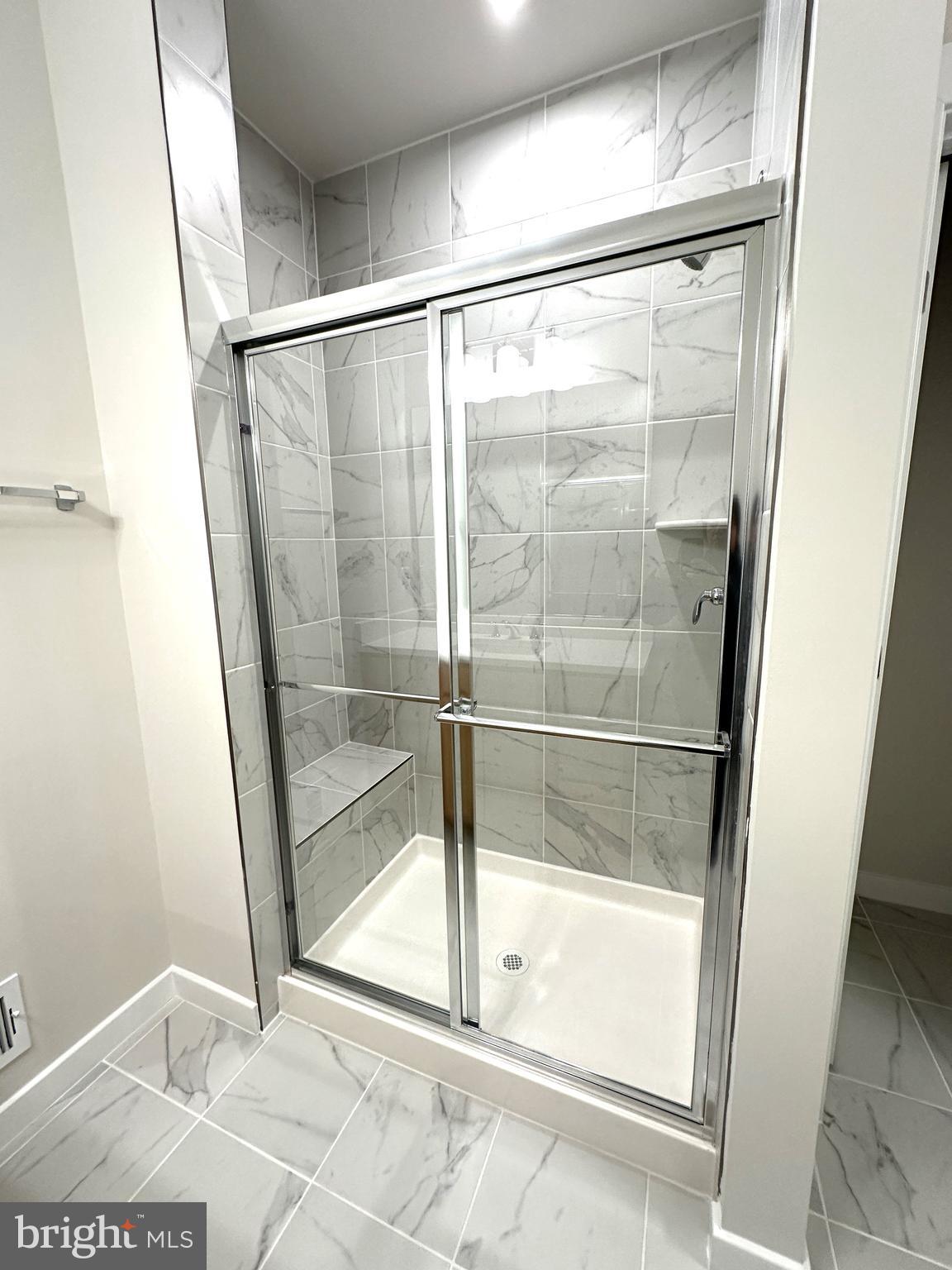 DULLES TECHNOLOGY - Residential Lease