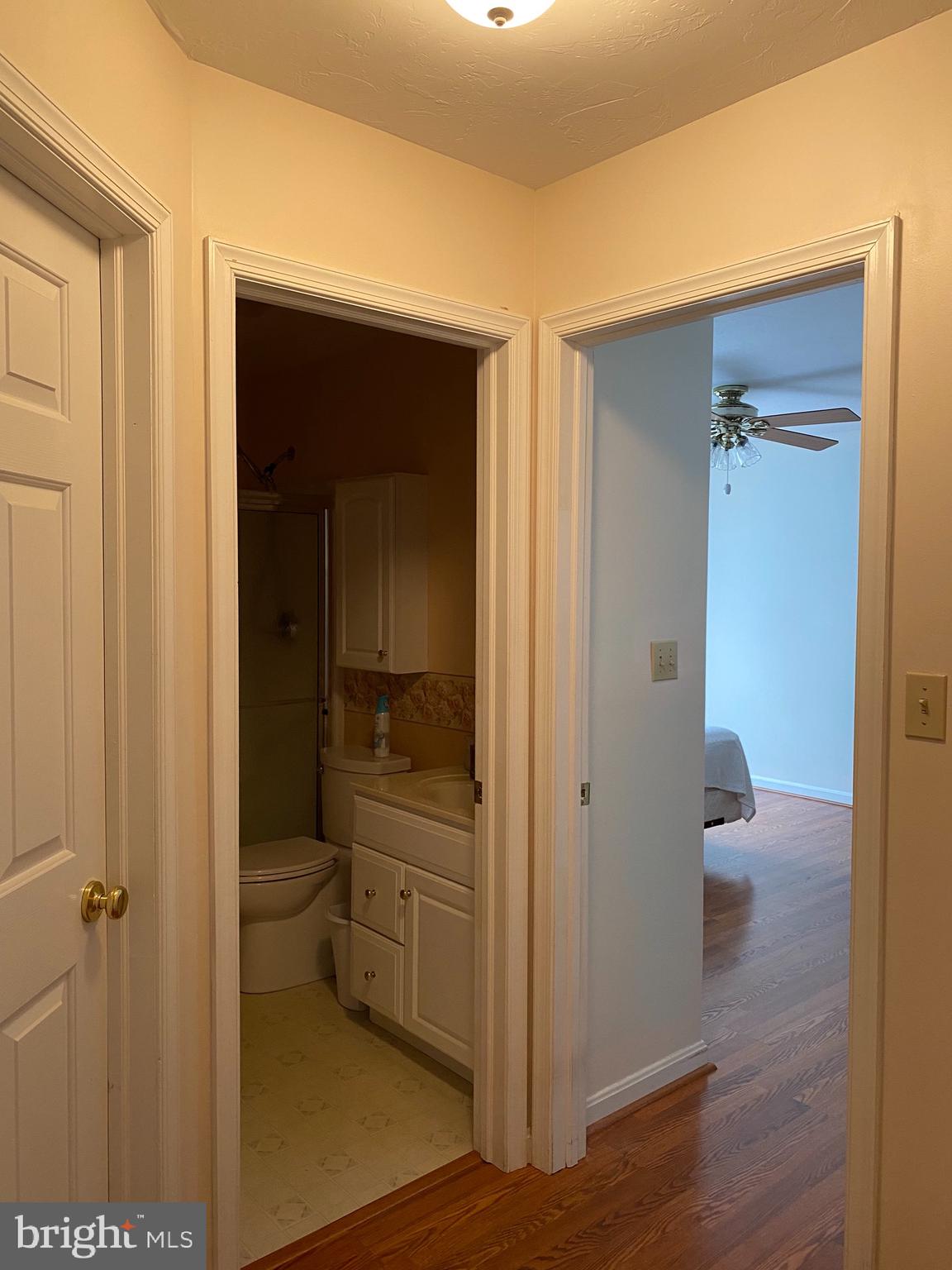 MEADOW BROOK COMMONS - Residential