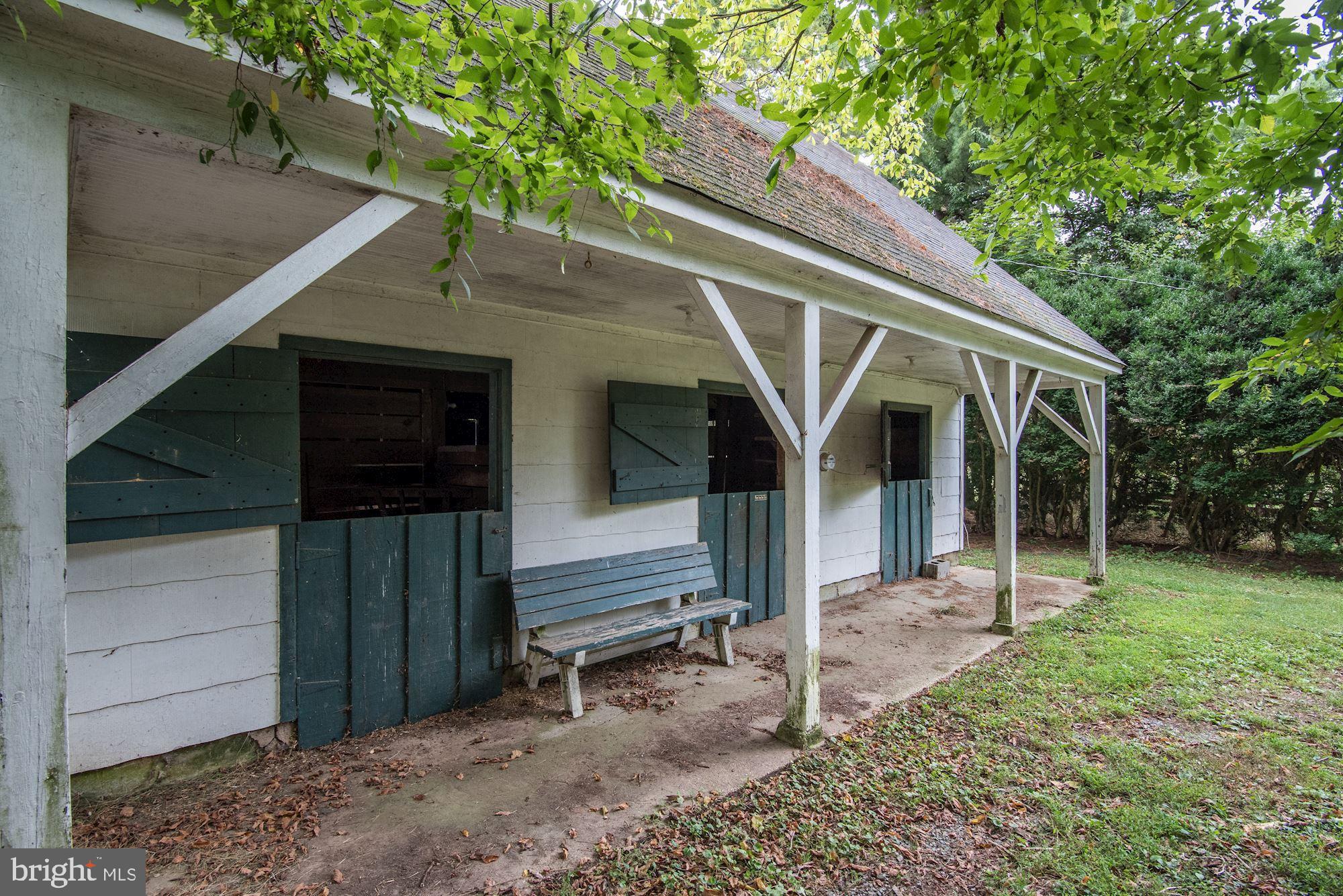 BRADLEY FARMS - Land