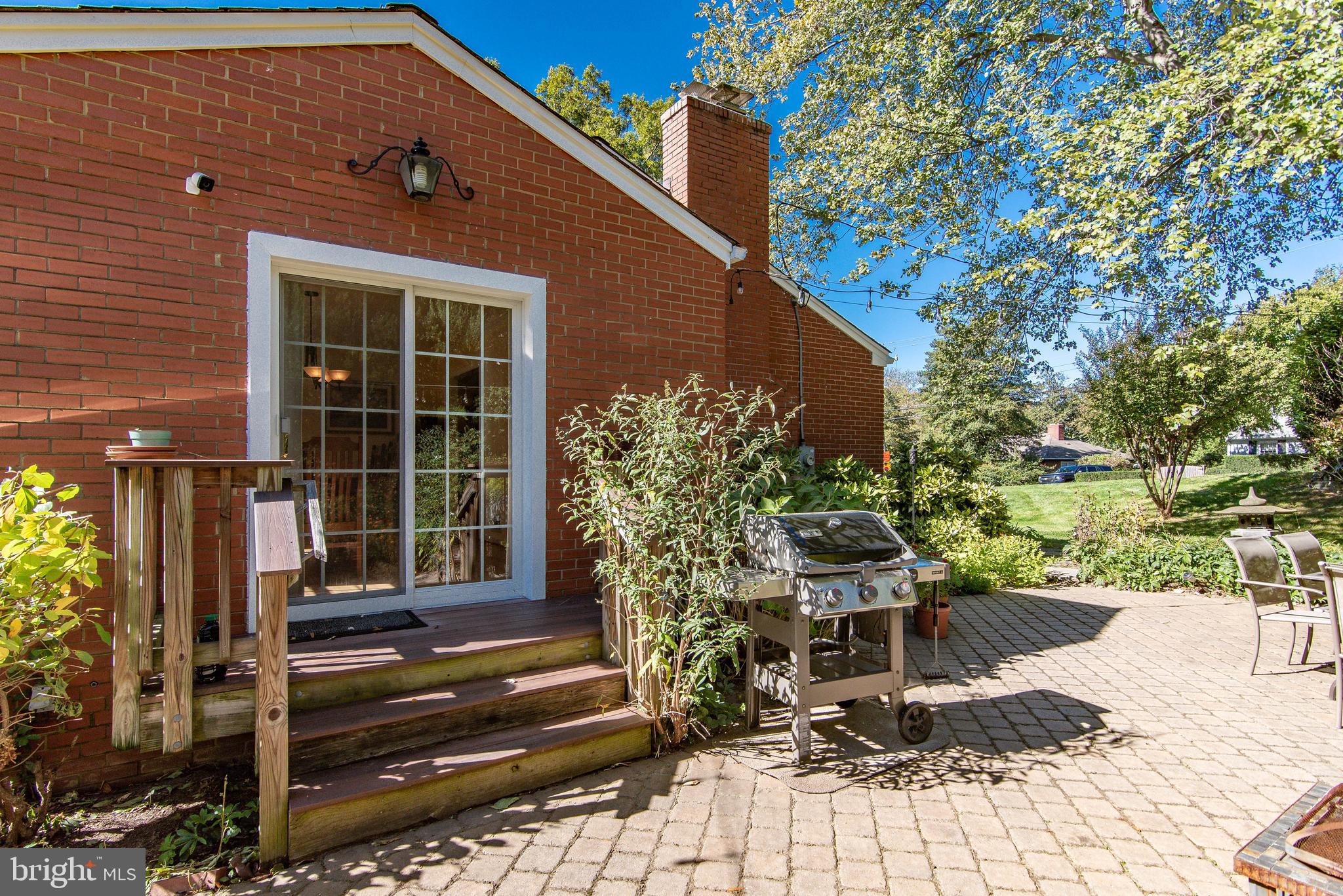 MAPLE GROVE - Residential