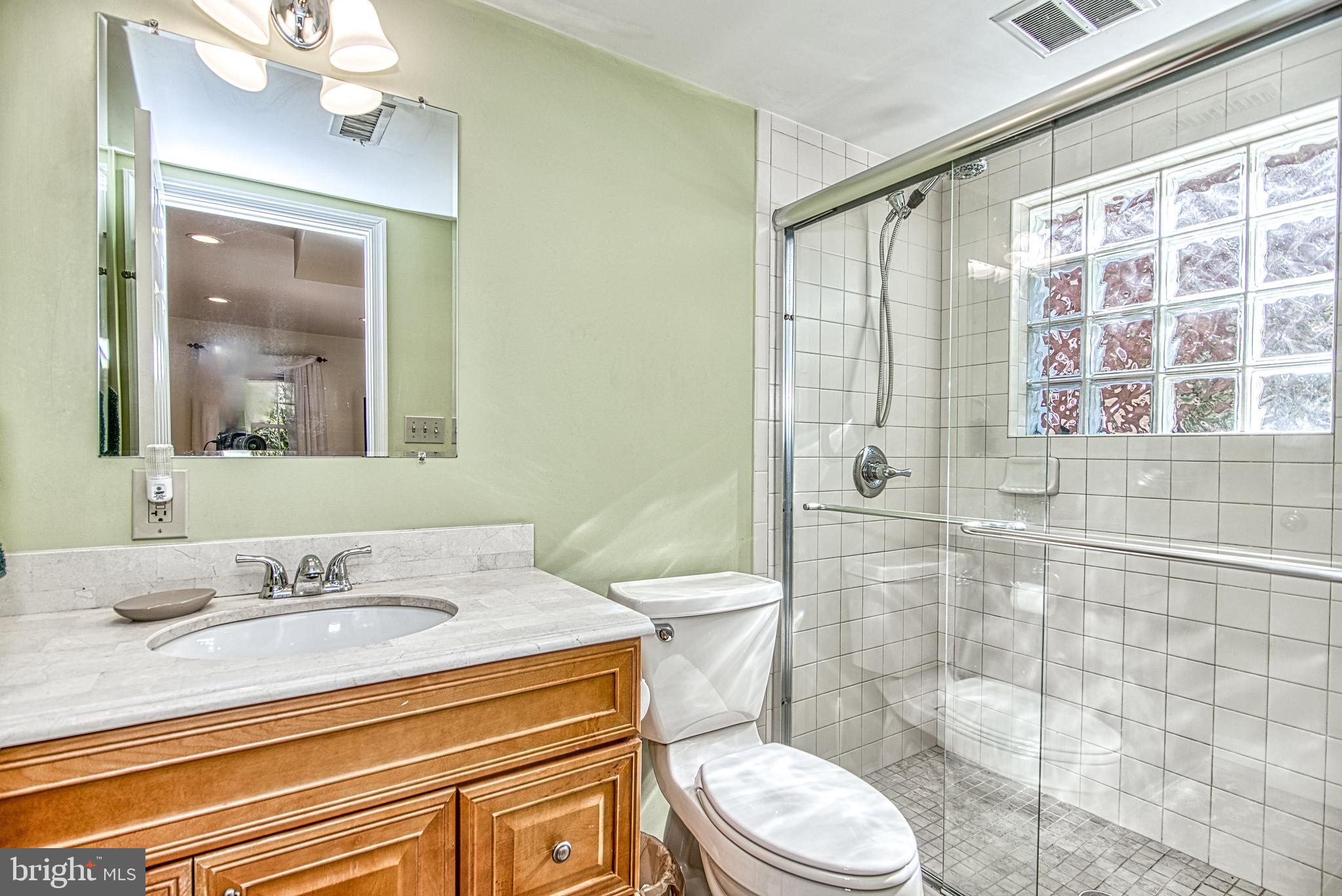 MAPLE GROVE - Residential