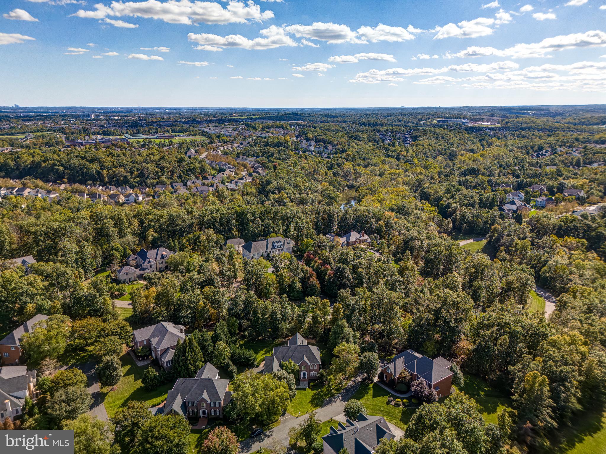 RIVER CREEK - Residential