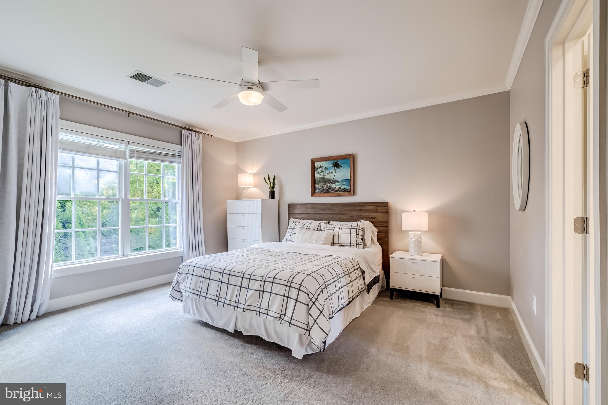 RIVER CREEK - Residential