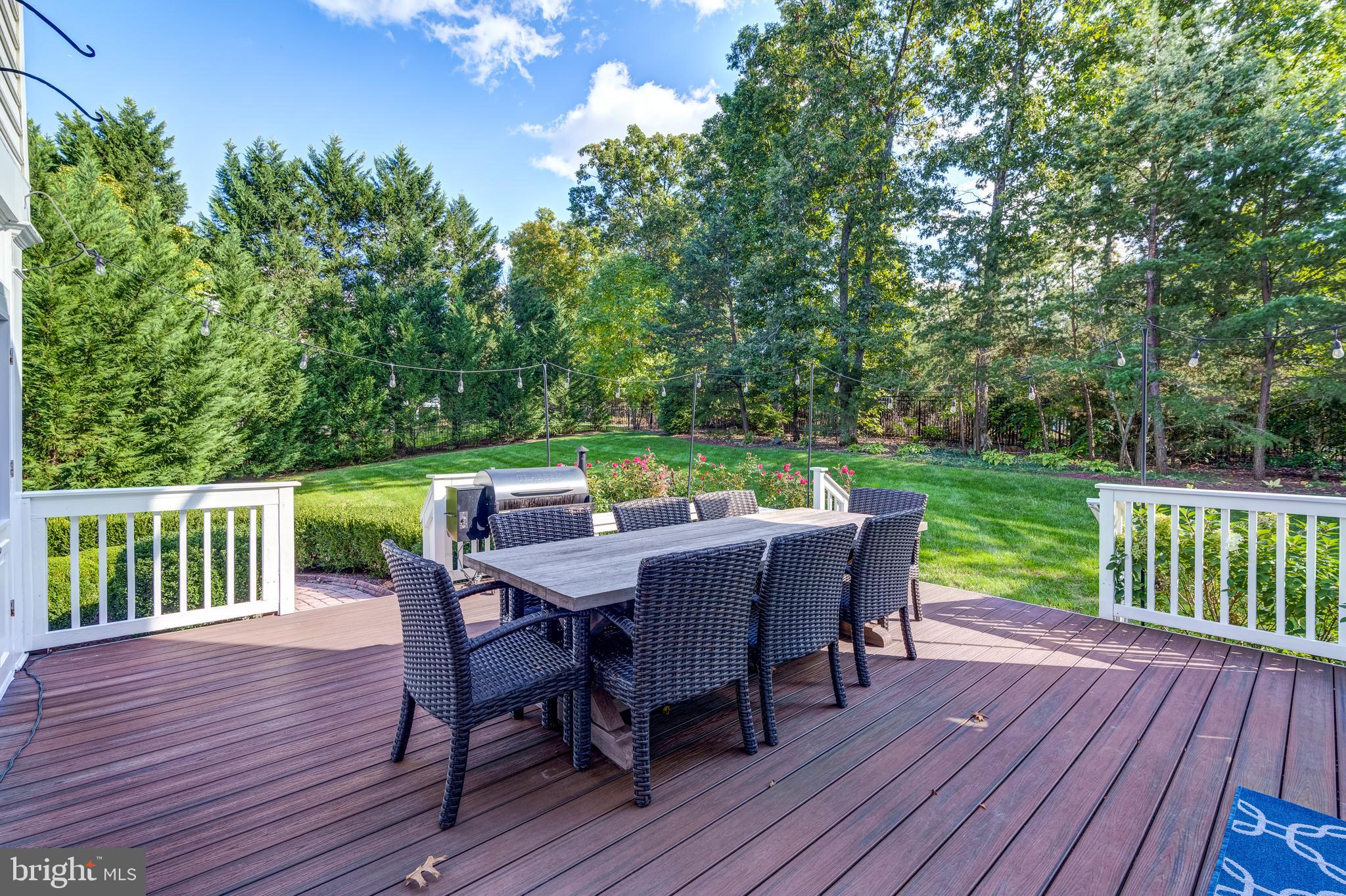 RIVER CREEK - Residential