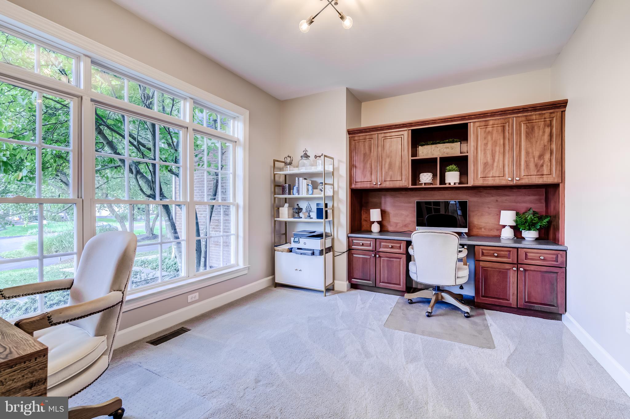RIVER CREEK - Residential