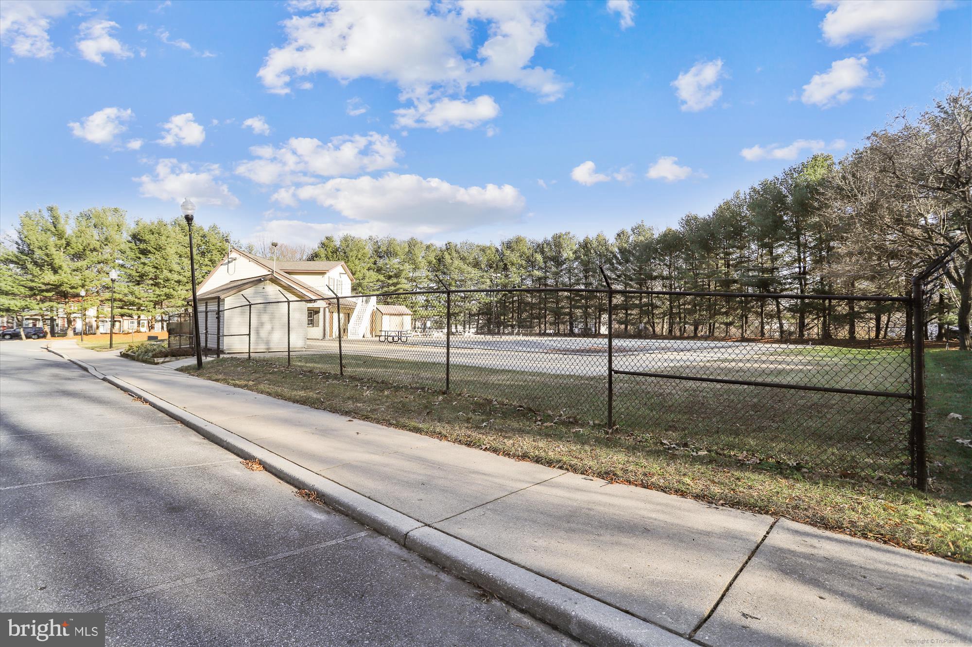 CHESTERFIELD - Residential Lease