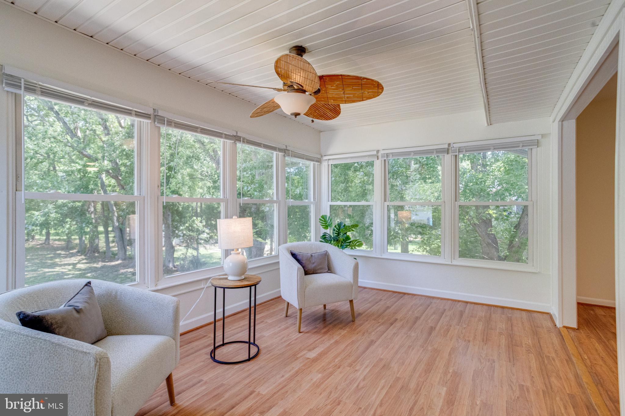 BENTONS PLEASURE - Residential