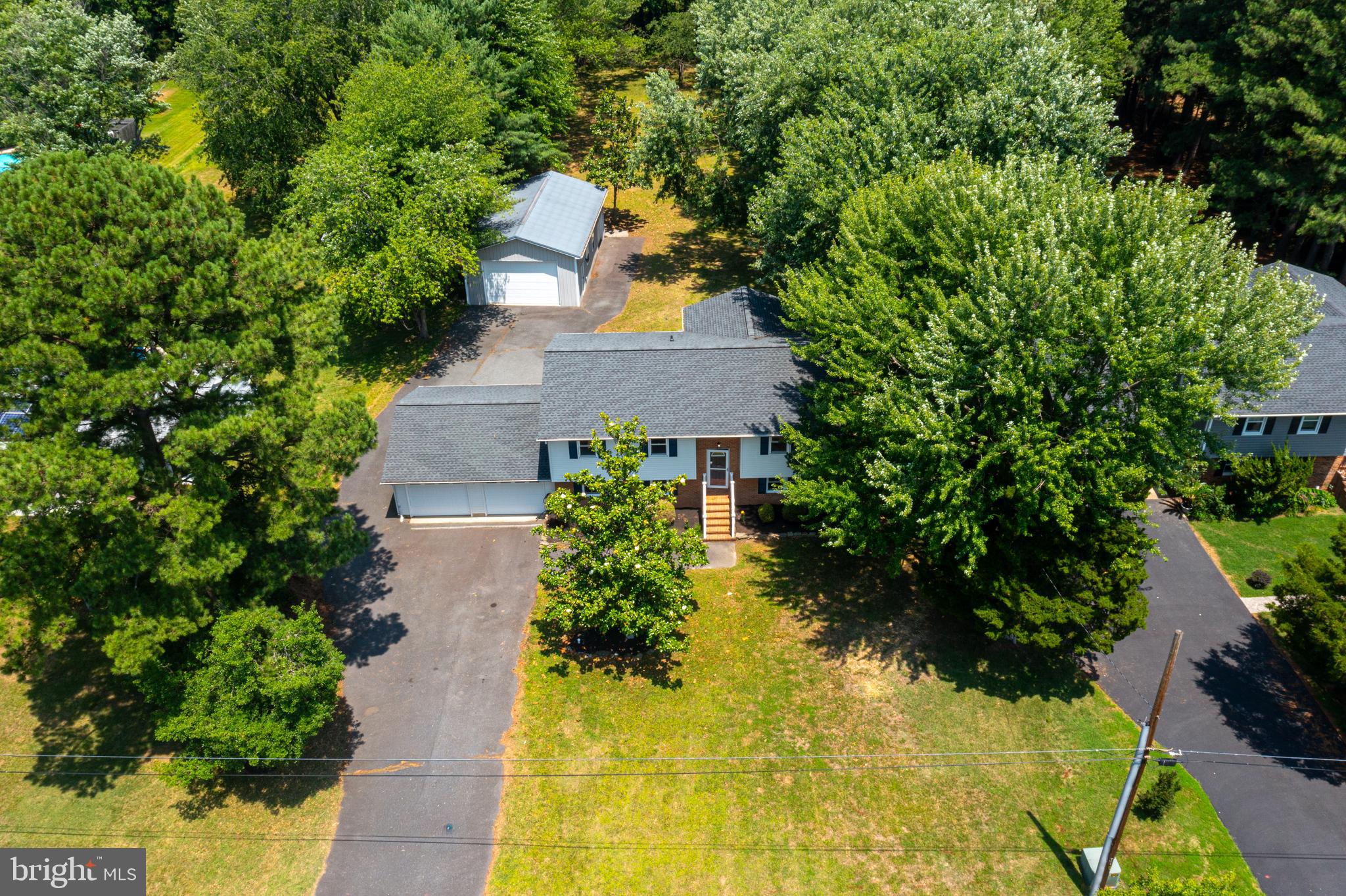 BENTONS PLEASURE - Residential