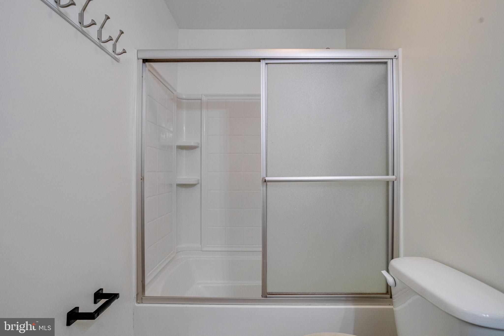 BENTONS PLEASURE - Residential