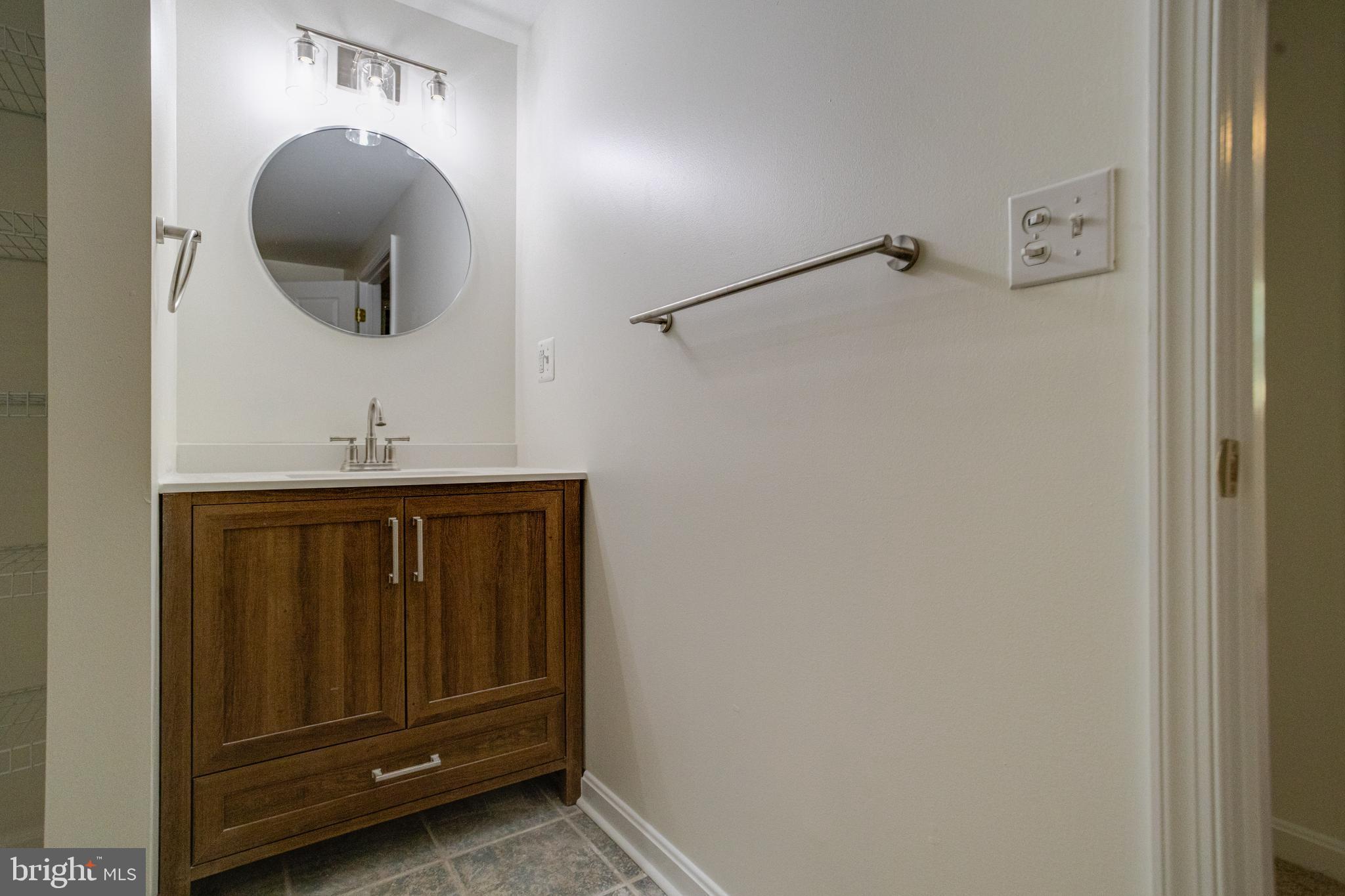 BENTONS PLEASURE - Residential