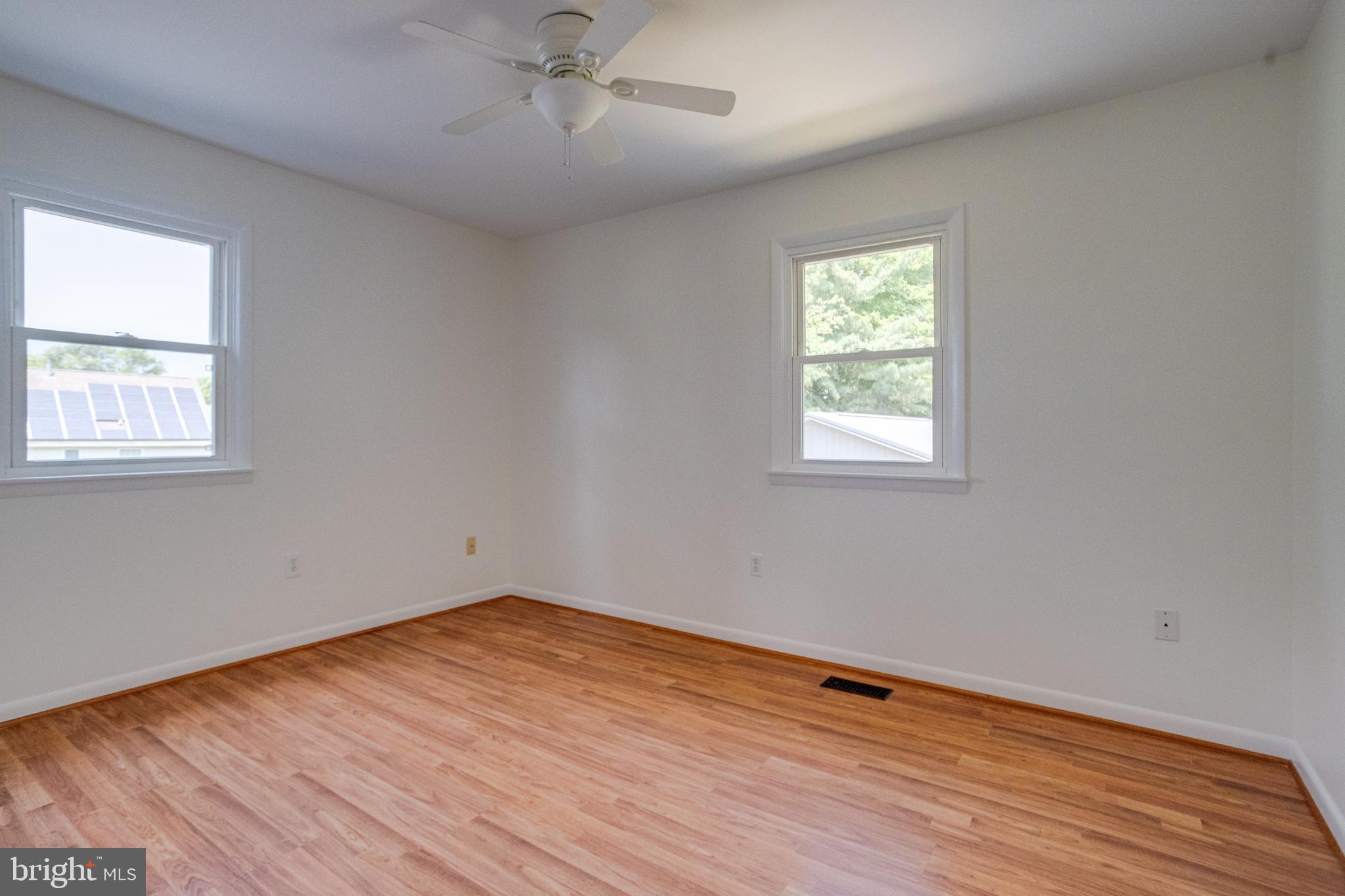 BENTONS PLEASURE - Residential