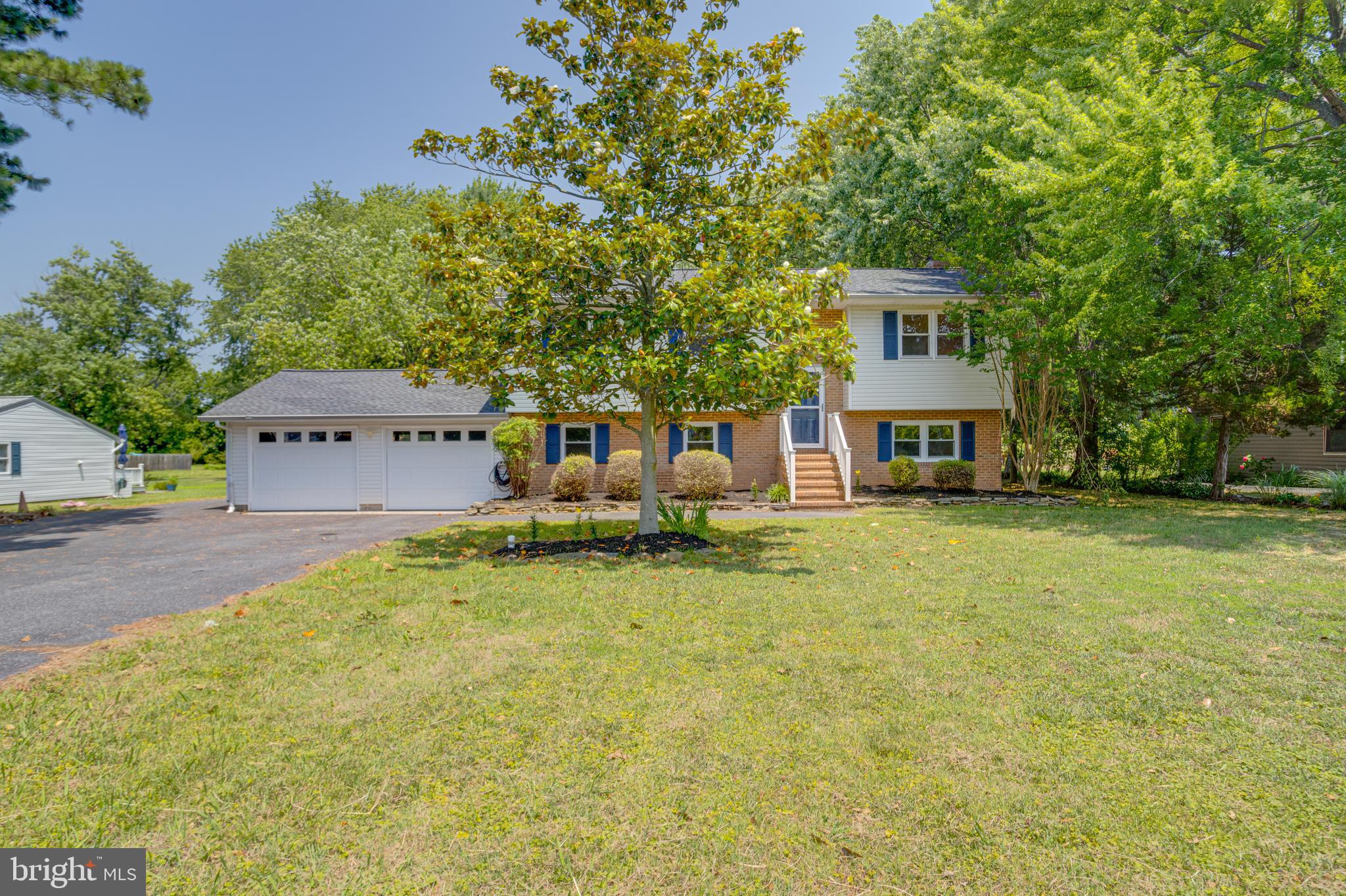 BENTONS PLEASURE - Residential