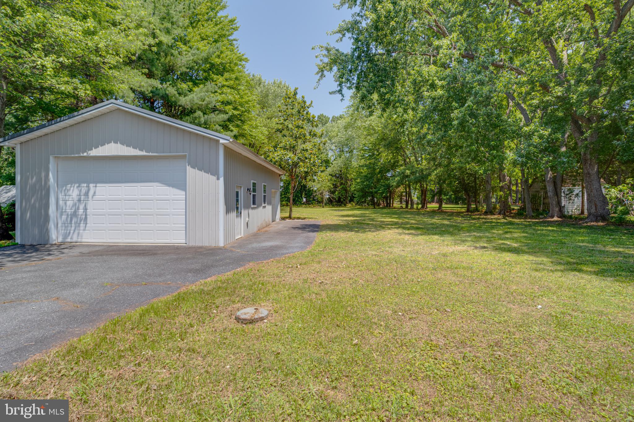 BENTONS PLEASURE - Residential