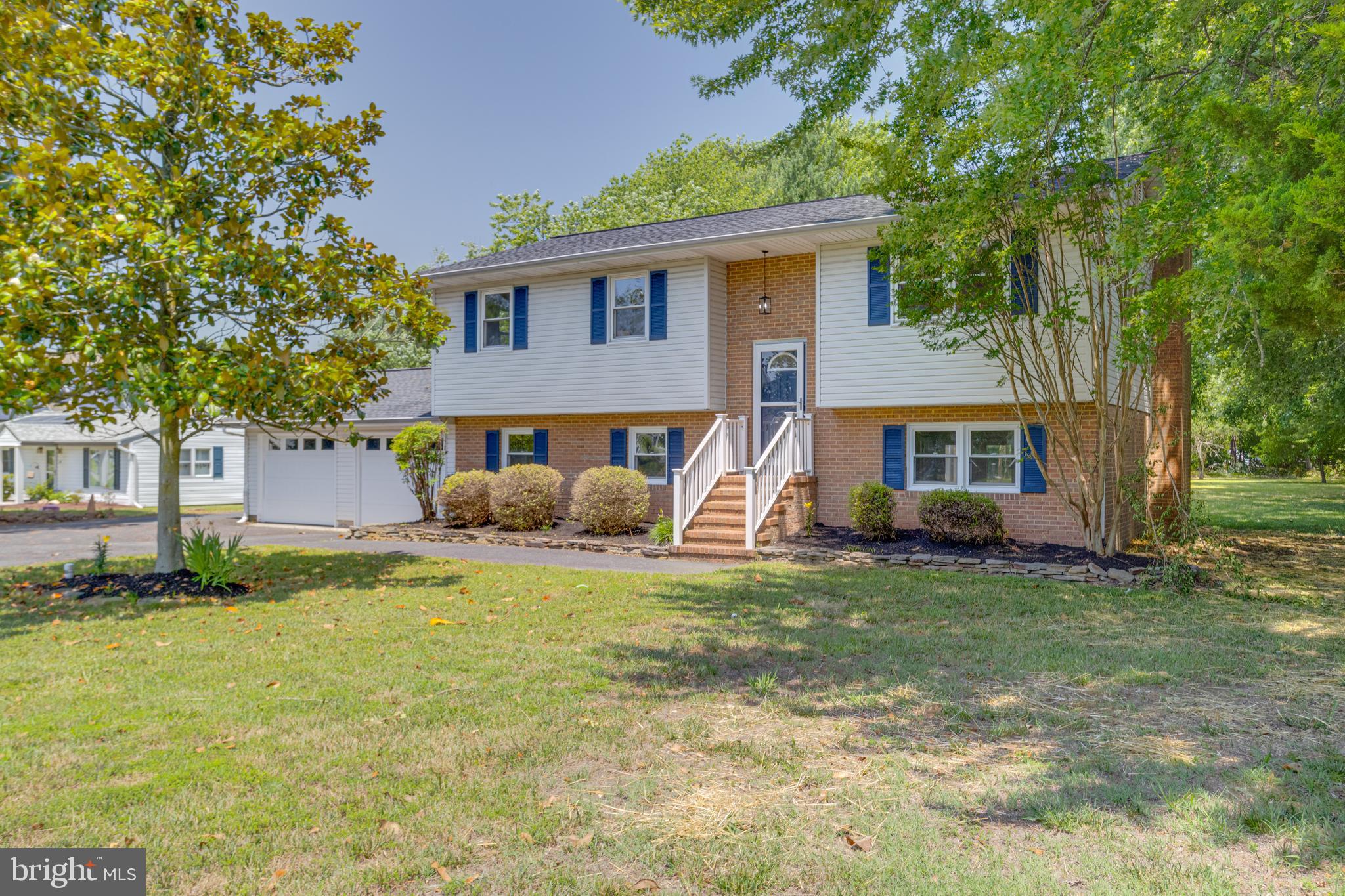 BENTONS PLEASURE - Residential