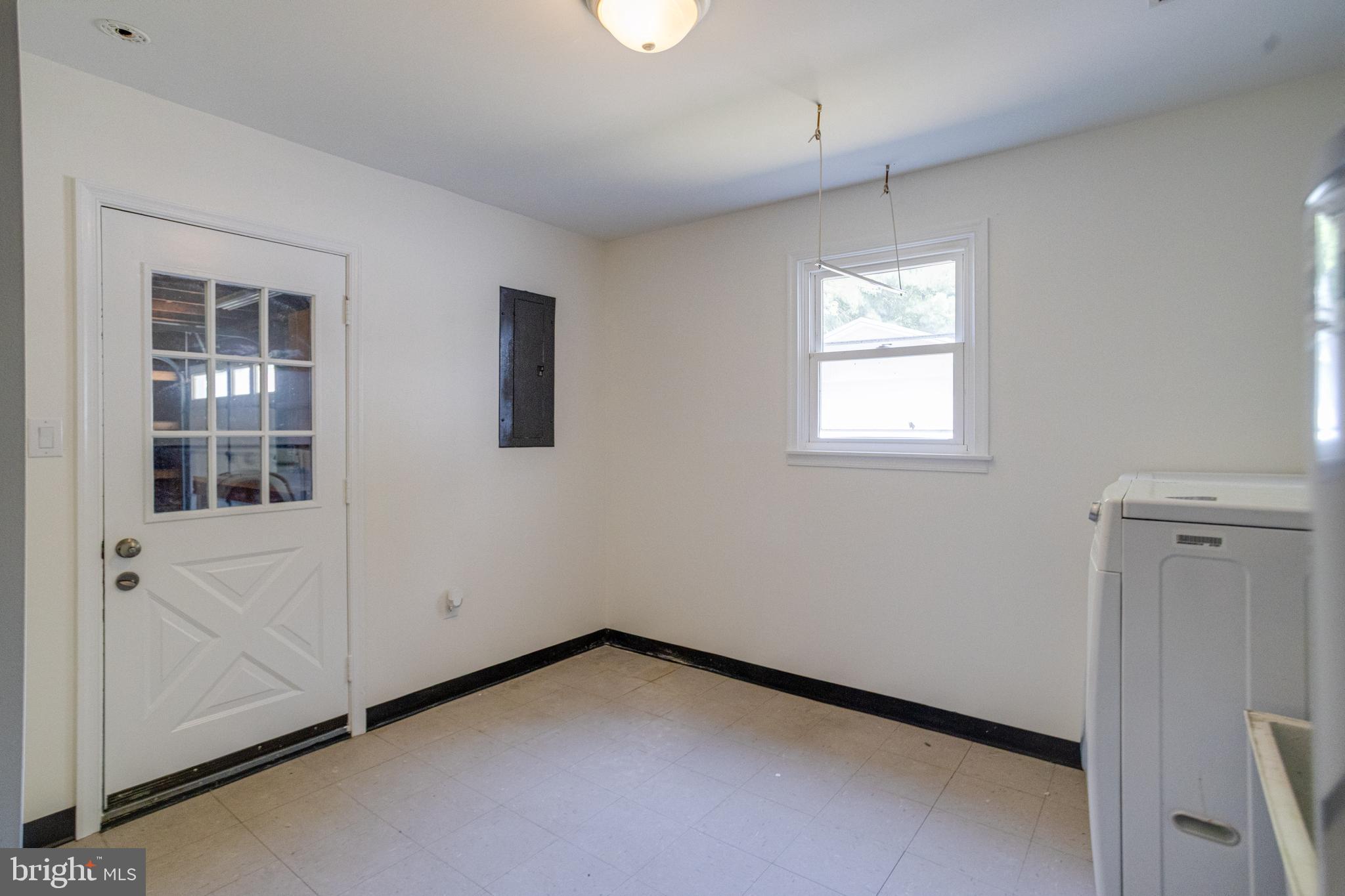 BENTONS PLEASURE - Residential