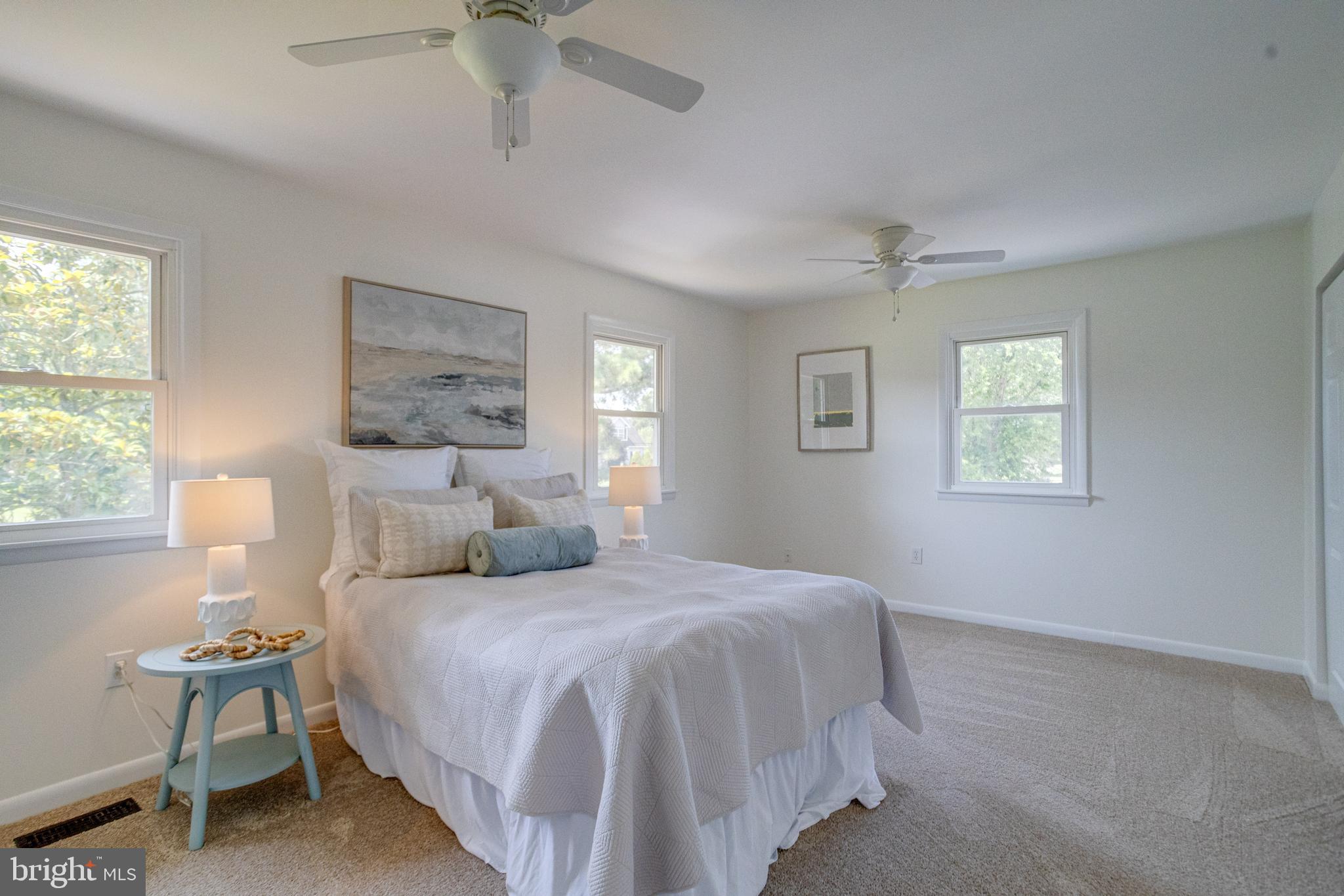 BENTONS PLEASURE - Residential