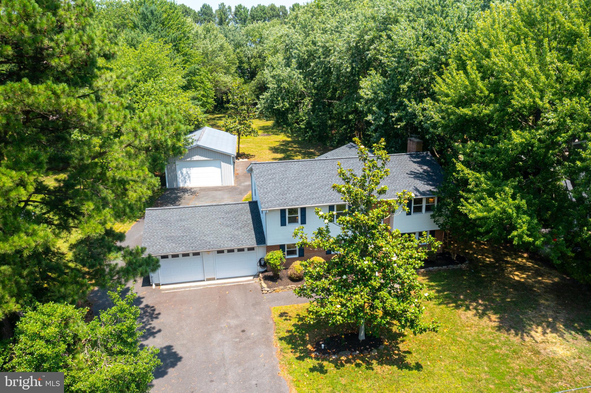 BENTONS PLEASURE - Residential