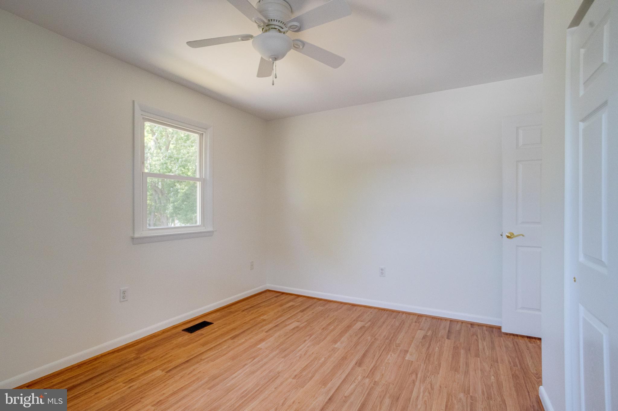 BENTONS PLEASURE - Residential