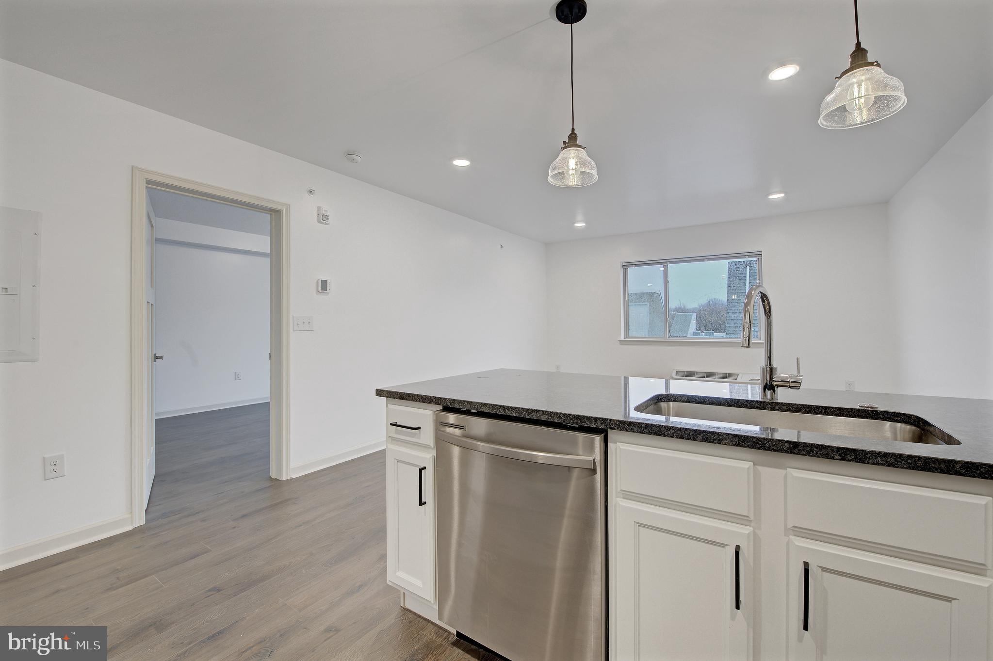 ROXBOROUGH - Residential Lease