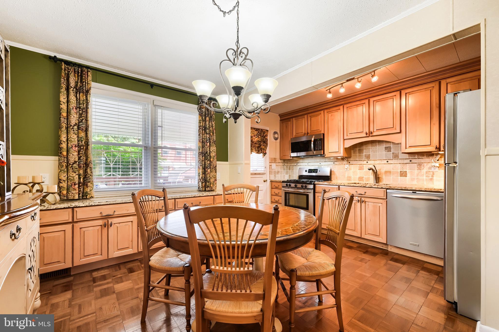 DUNDALK VILLAGE - Residential