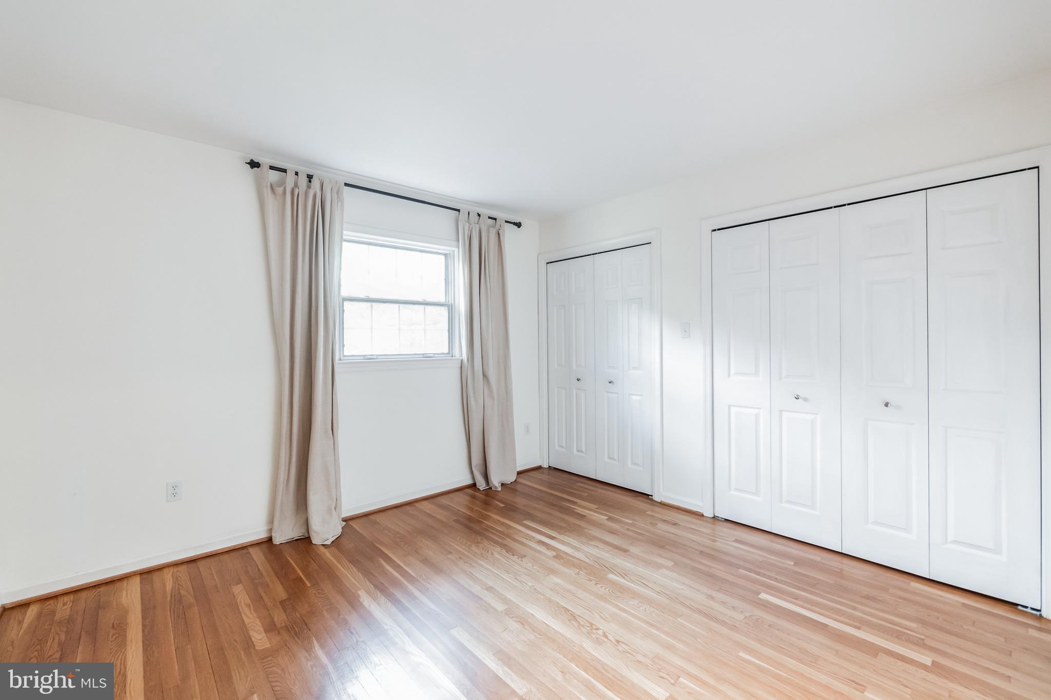 STRATTON WOODS - Residential Lease
