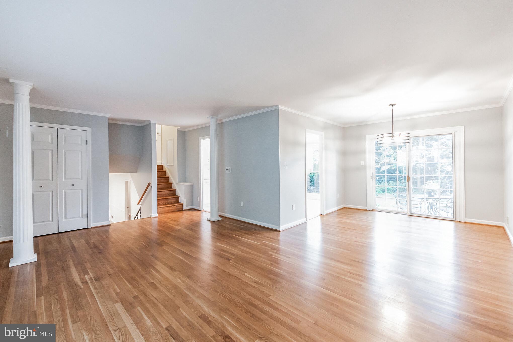 STRATTON WOODS - Residential Lease