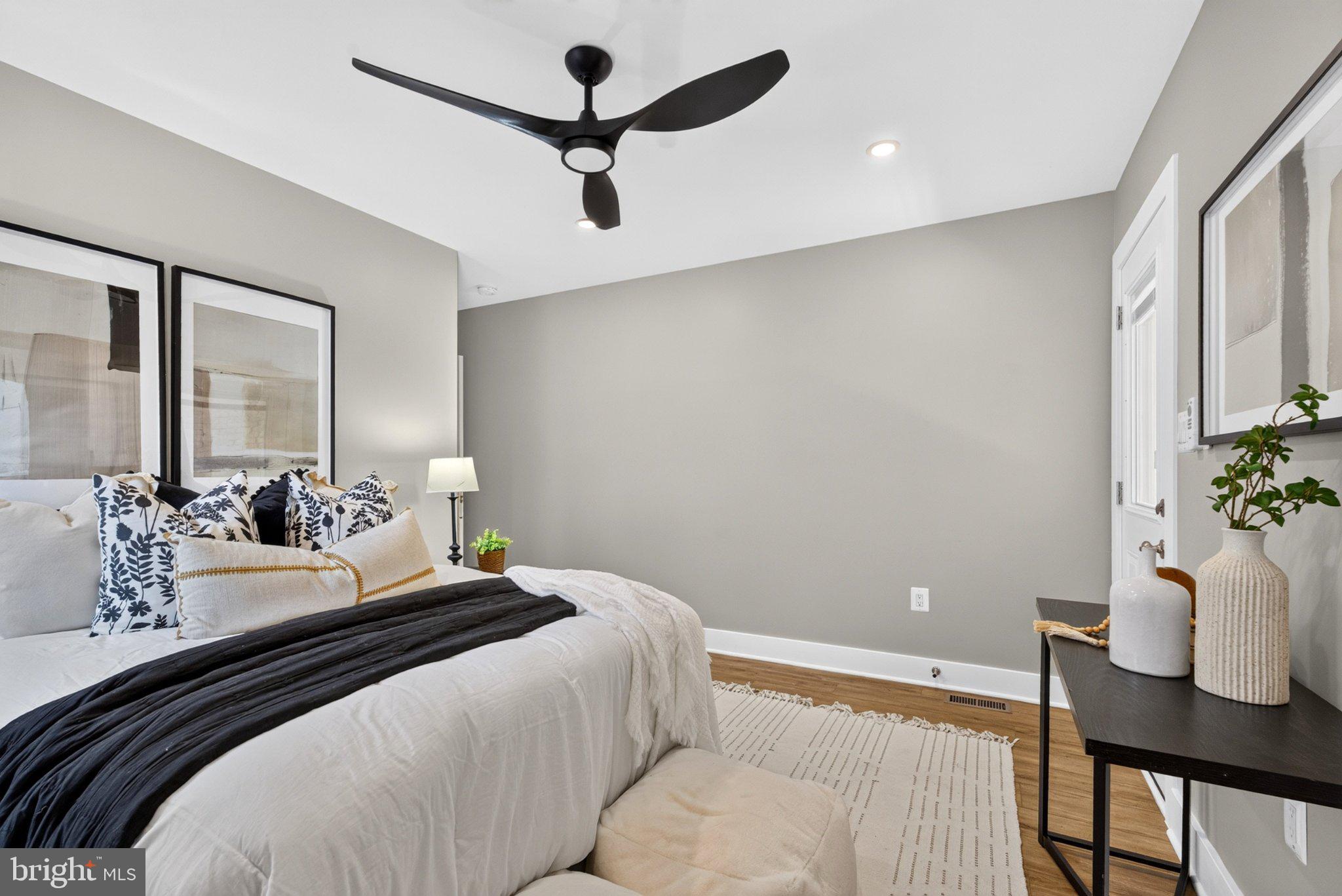 HANLON - Residential