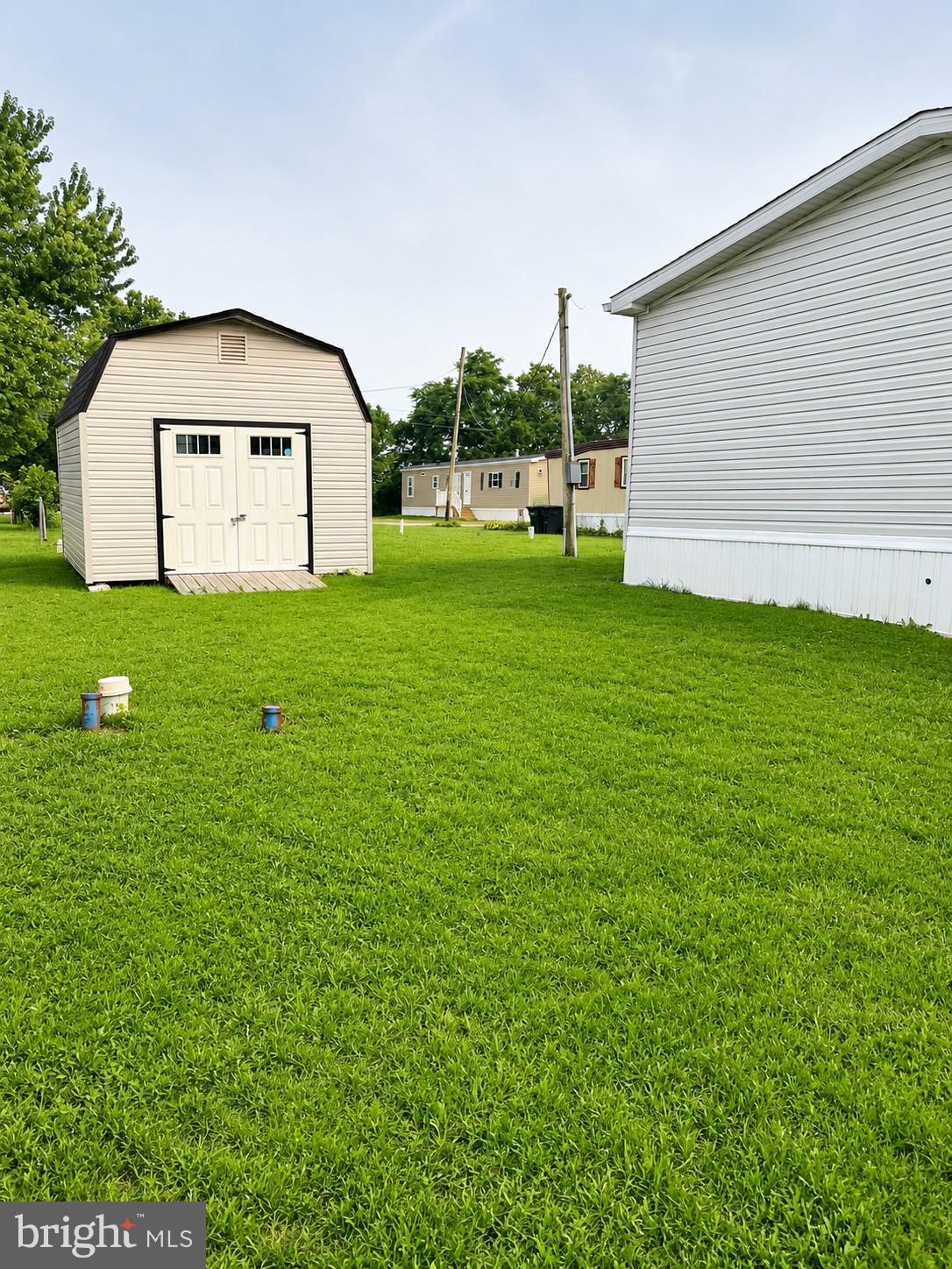 CEDAR MANOR - Residential