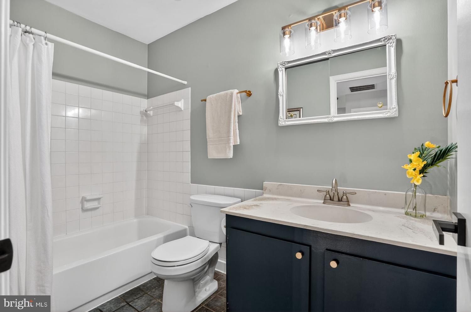 CHARLESTOWN - Residential