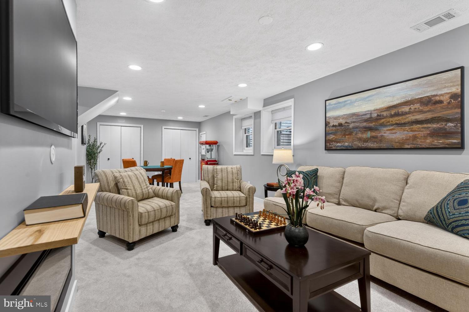 CHARLESTOWN - Residential