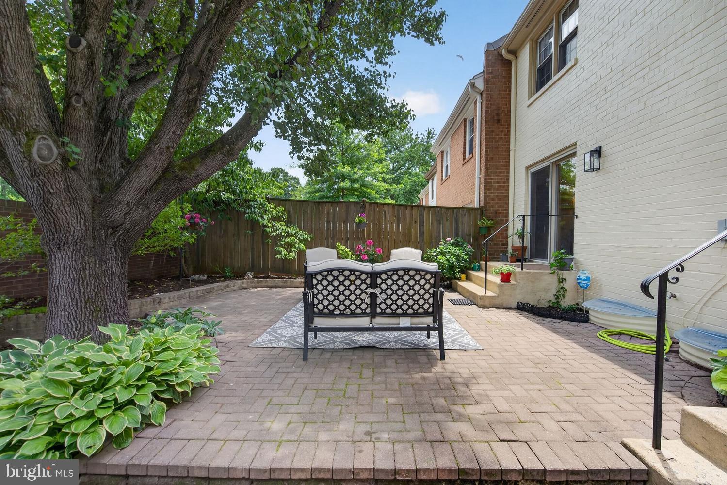 CHARLESTOWN - Residential