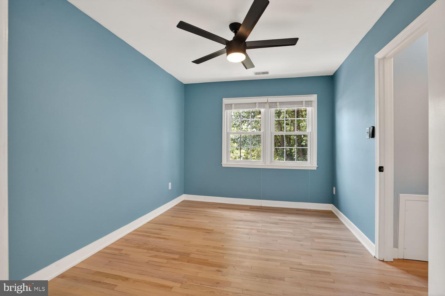CHARLESTOWN - Residential