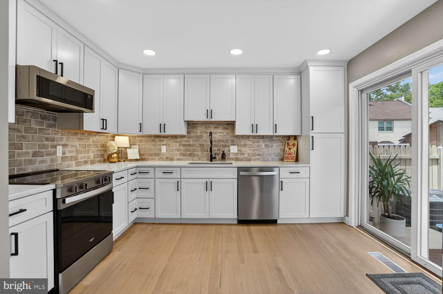CHARLESTOWN - Residential