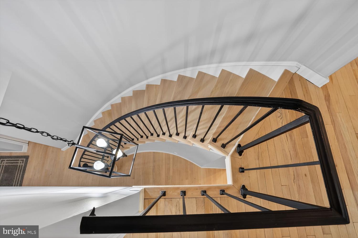 CHARLESTOWN - Residential