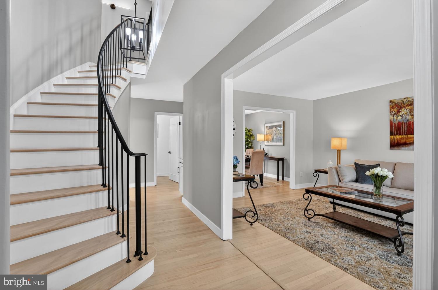 CHARLESTOWN - Residential