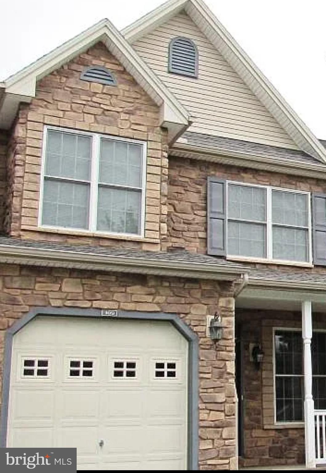 GLENBROOK - Residential
