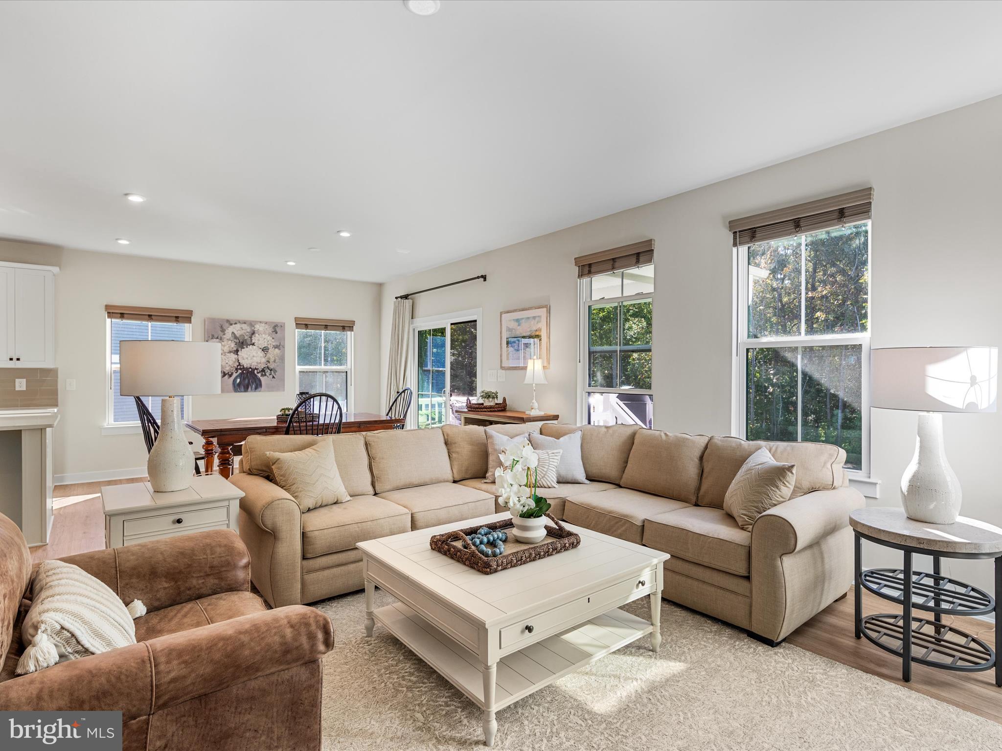 OCEAN MEADOWS - Residential