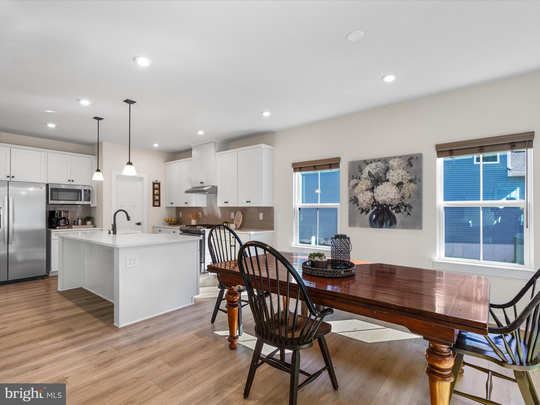 OCEAN MEADOWS - Residential