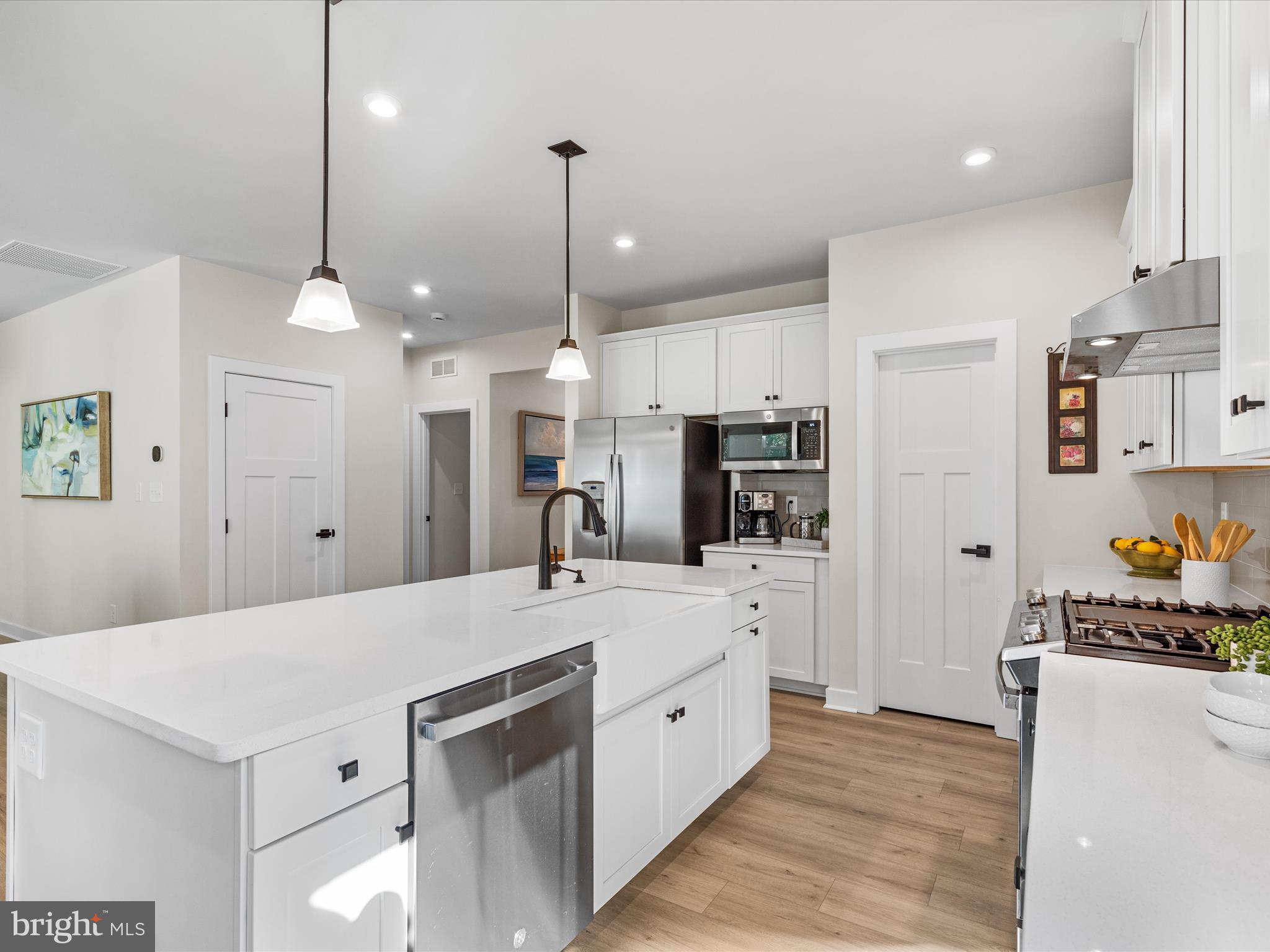 OCEAN MEADOWS - Residential