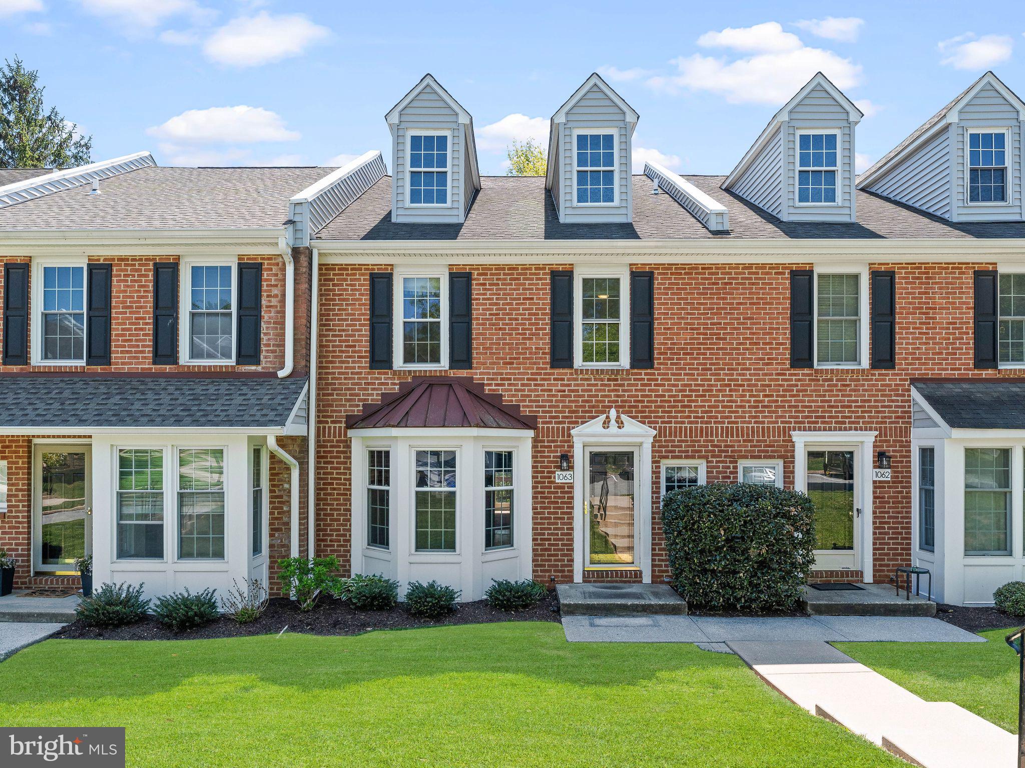 EXTON STATION - Residential