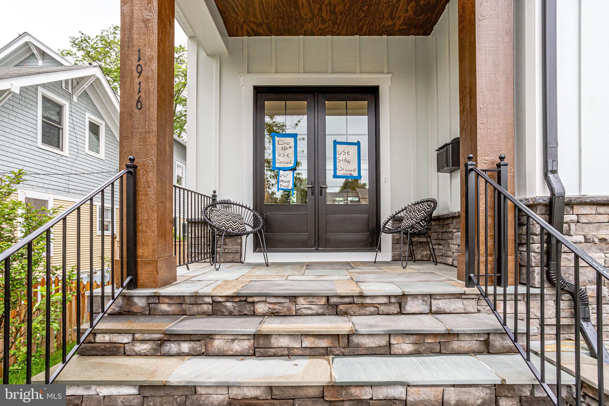 FALLS CHURCH PARK - Residential