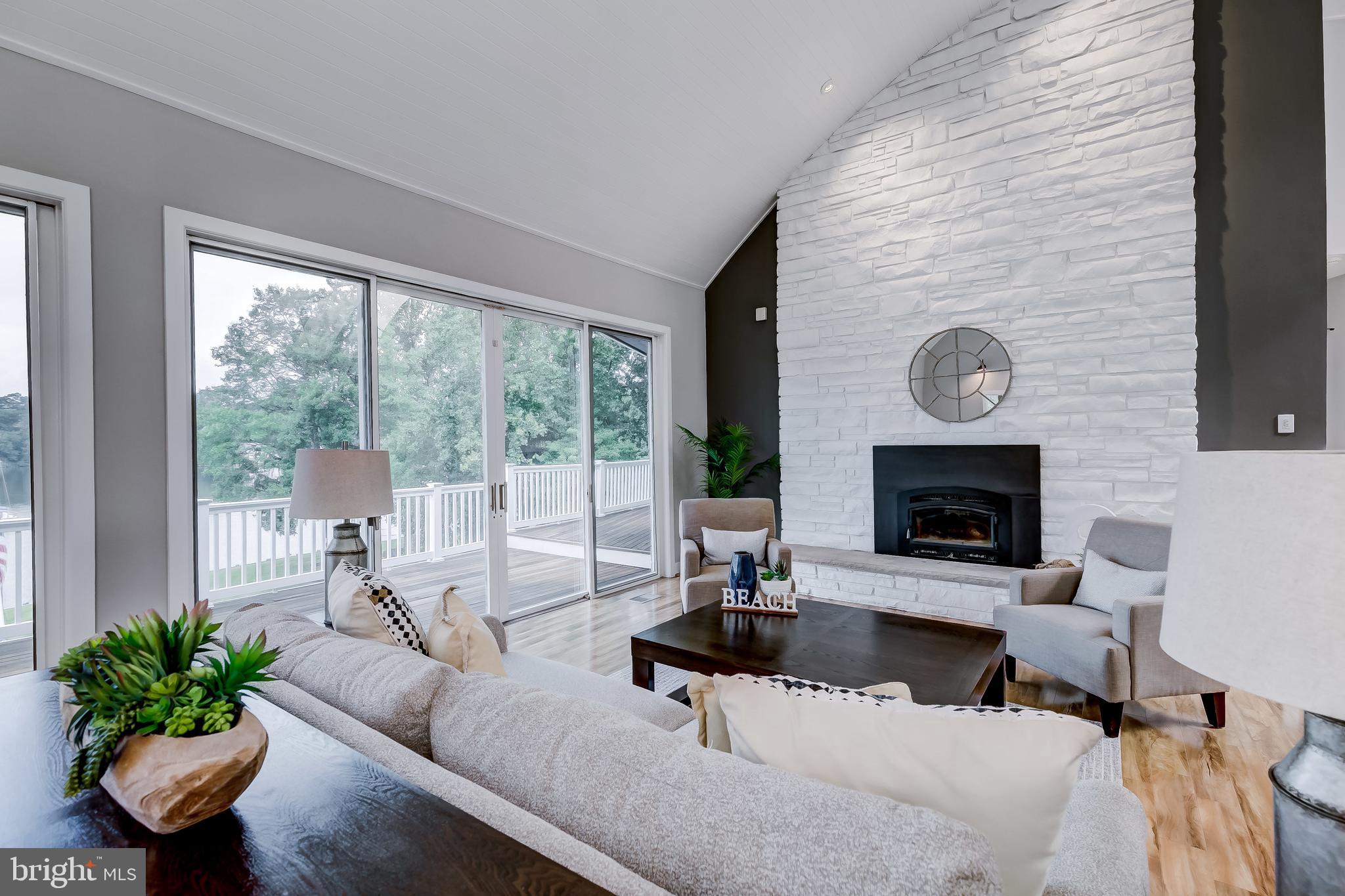 OLDE SEVERNA PARK - Residential